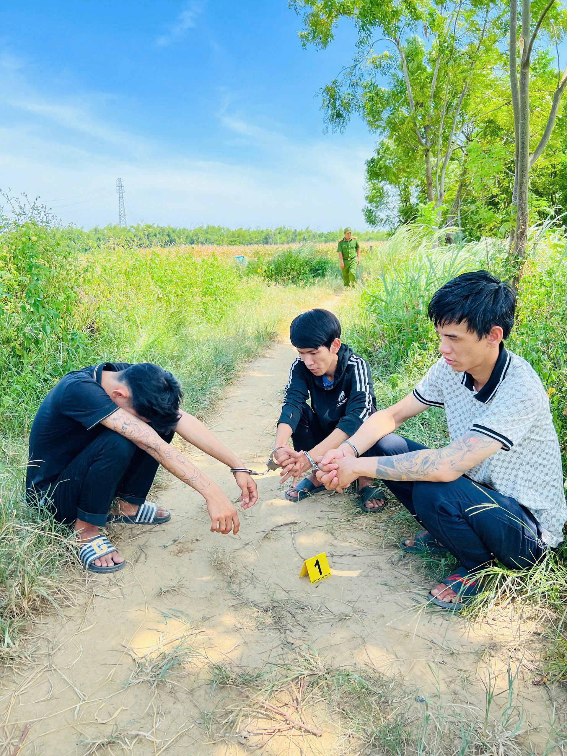 Vạch trần b&iacute; mật đằng sau đối tượng c&oacute; biệt danh Hiếu "l&eacute;"- Ảnh 1.