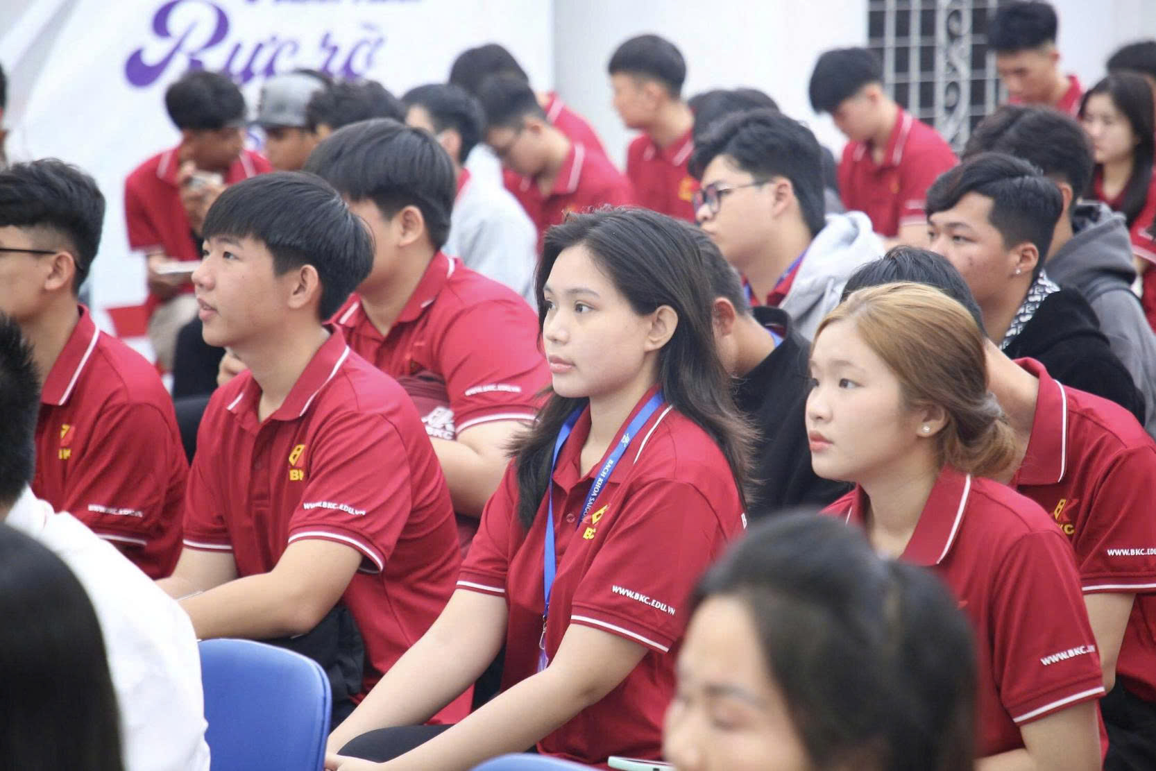Bất ngờ với số lượng th&iacute; sinh đăng k&yacute; v&agrave;o trường cao đẳng năm 2025 - Ảnh 1.