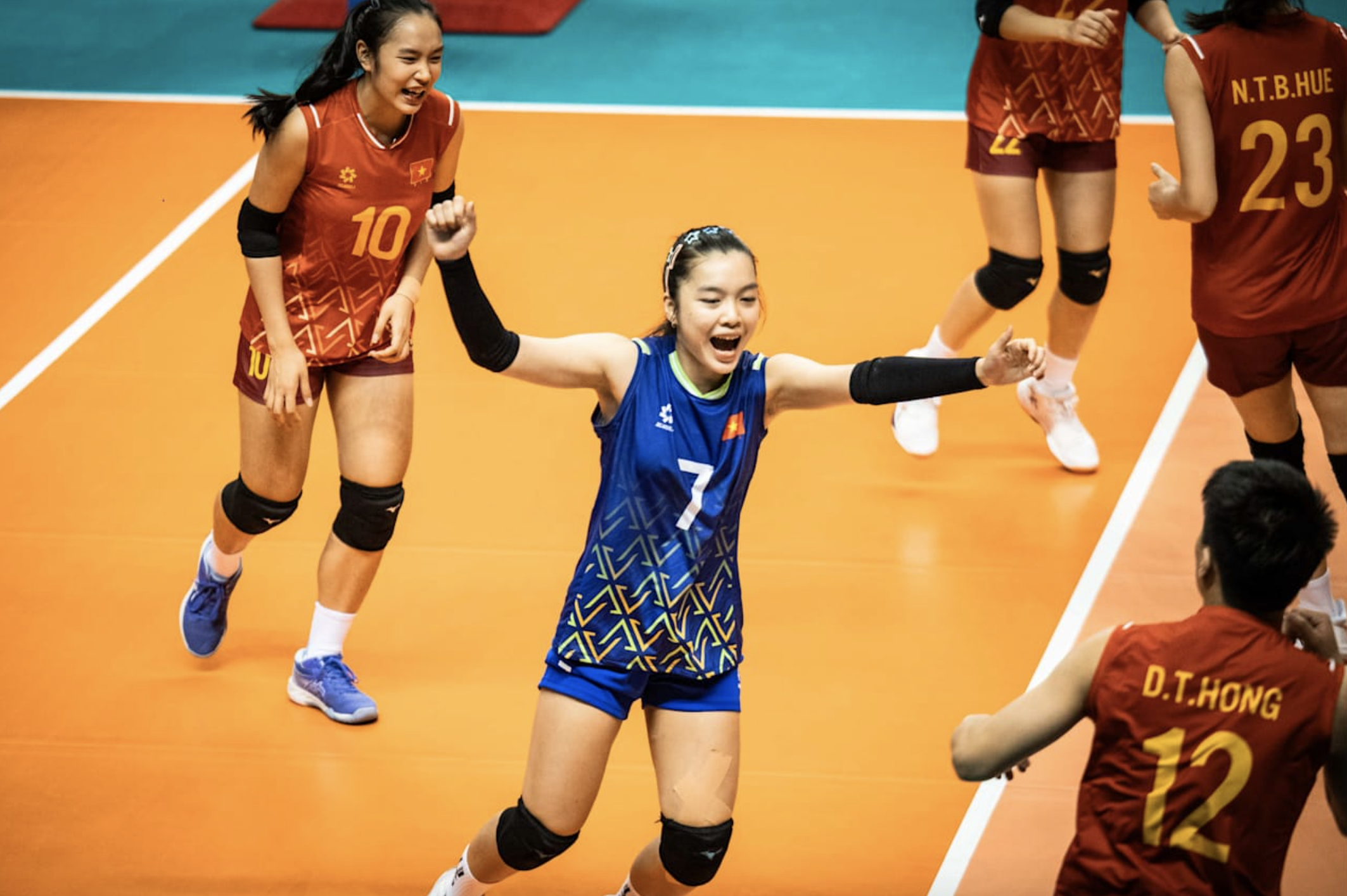 Tuyển Việt Nam thắng trận thứ ba li&ecirc;n tiếp Giải b&oacute;ng chuyền nữ U21 thế giới - Ảnh 3.