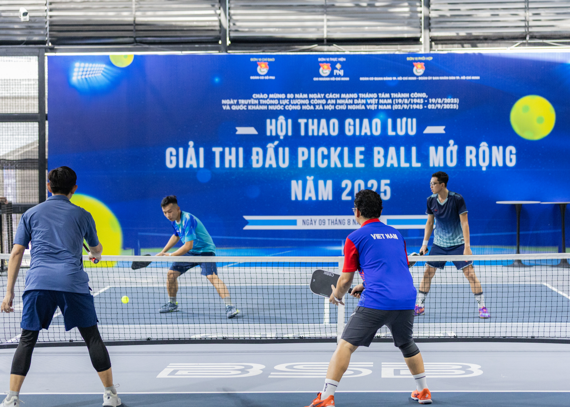 Hội thao giao lưu pickleball c&aacute;c cơ sở Đo&agrave;n TP HCM- Ảnh 3.