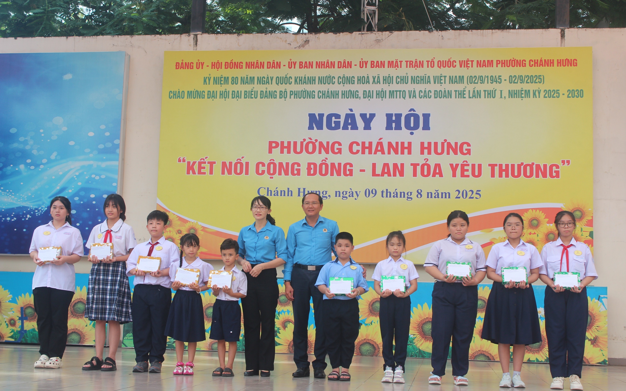 Phường Chánh Hưng "Kết nối cộng đồng - lan tỏa yêu thương"