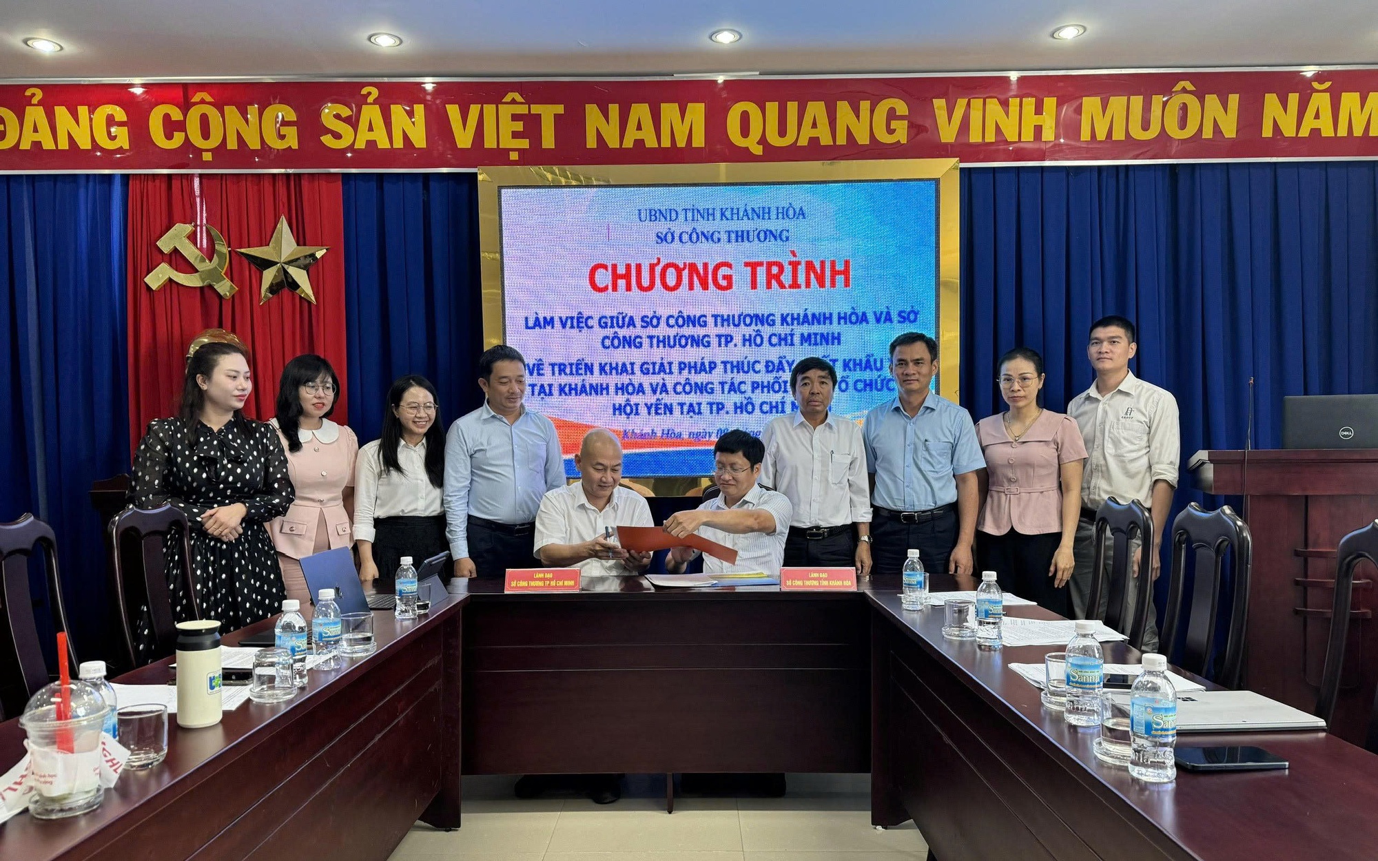 TP HCM - Khánh Hòa hợp tác nâng tầm yến sào Việt Nam