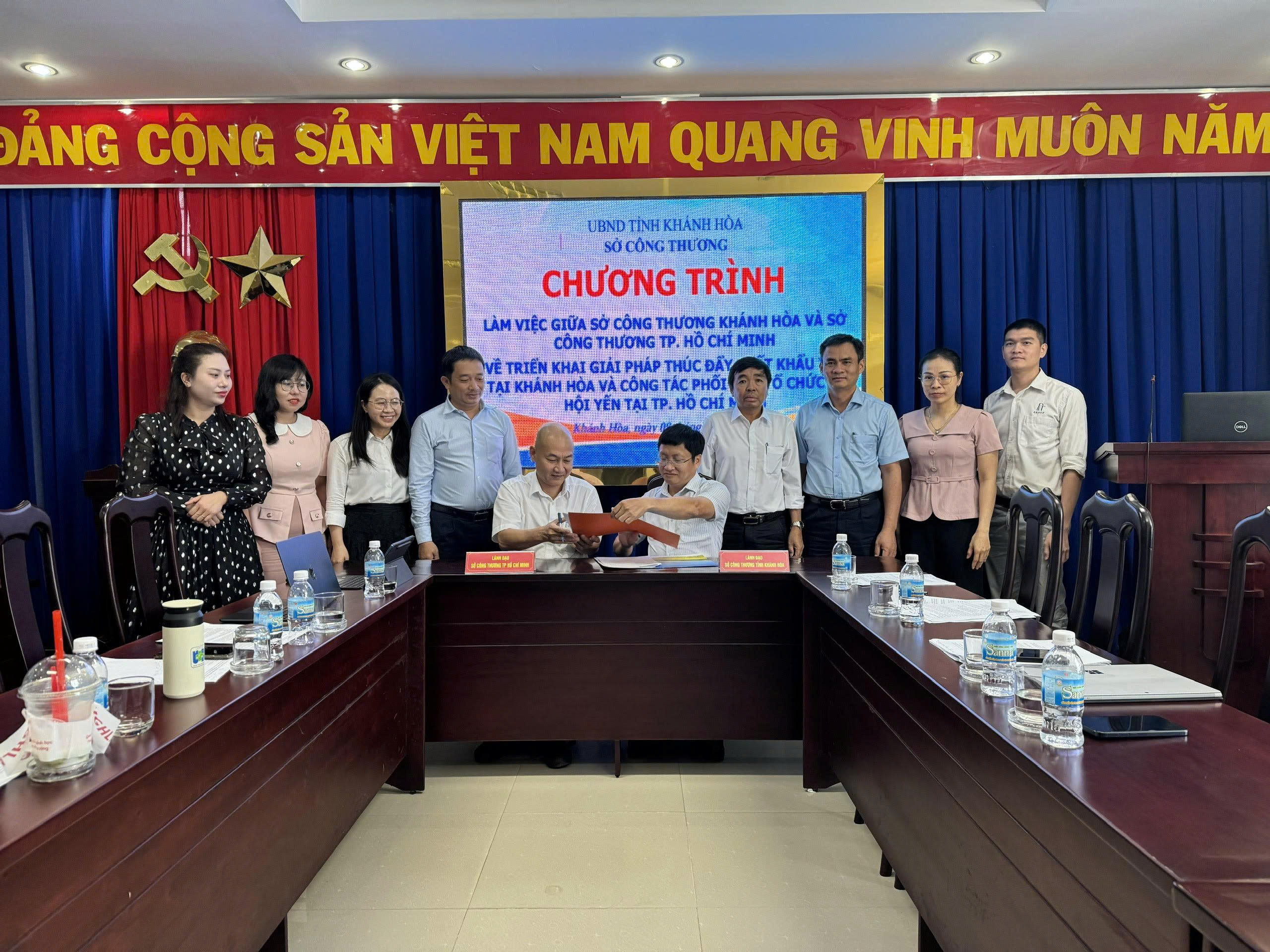 TP HCM - Kh&aacute;nh H&ograve;a hợp t&aacute;c n&acirc;ng tầm yến s&agrave;o Việt Nam - Ảnh 1.