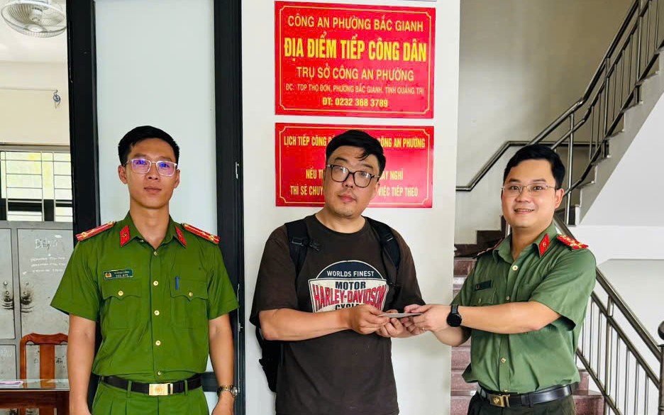 Chiếc balô bí ẩn trên đường Ba Trại là của du khách Hàn Quốc