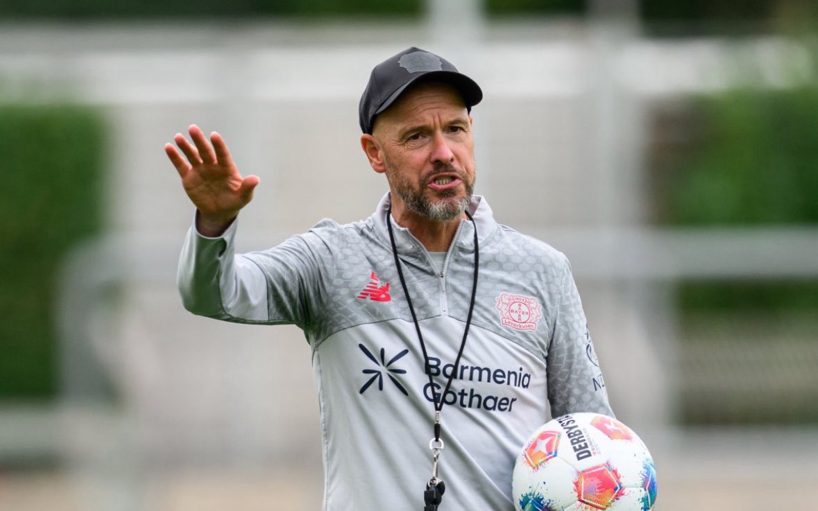 Erik ten Hag bị sa thải, một tuần buồn của các cựu HLV Man United