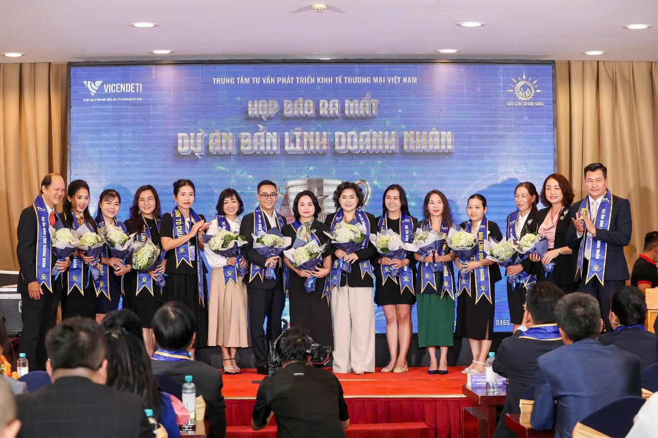 Vẻ đẹp v&agrave; tr&iacute; tuệ phụ nữ tỏa s&aacute;ng trong dự &aacute;n "Bản lĩnh doanh nh&acirc;n" - Ảnh 3.