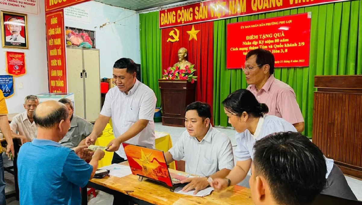 Kh&ocirc;ng ai bị bỏ qu&ecirc;n- Ảnh 1.