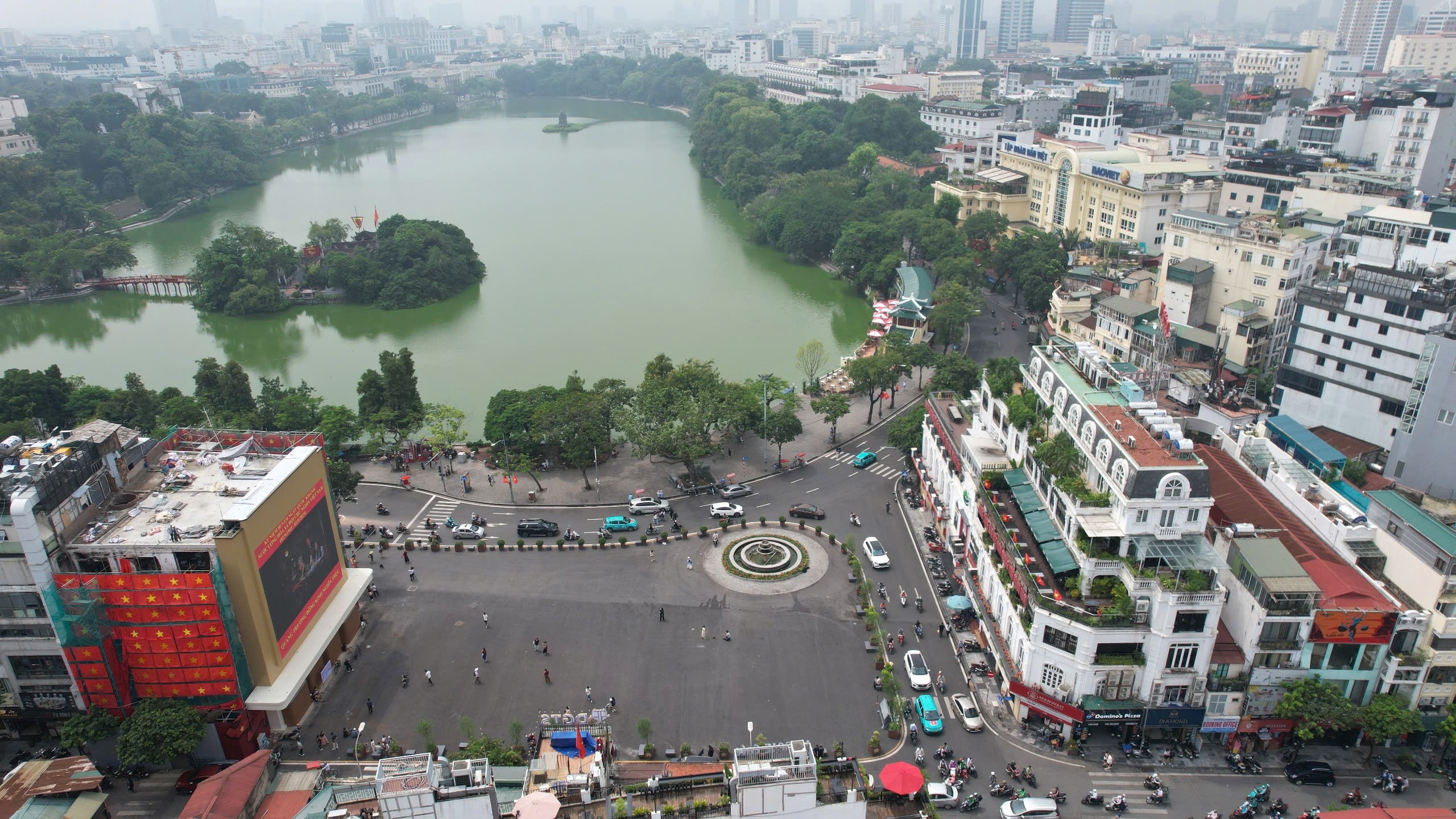 Đơn vị tư vấn thiết kế n&oacute;i Quảng trường Đ&ocirc;ng Kinh Nghĩa Thục "gần gũi với kh&ocirc;ng gian phố cổ"- Ảnh 3.