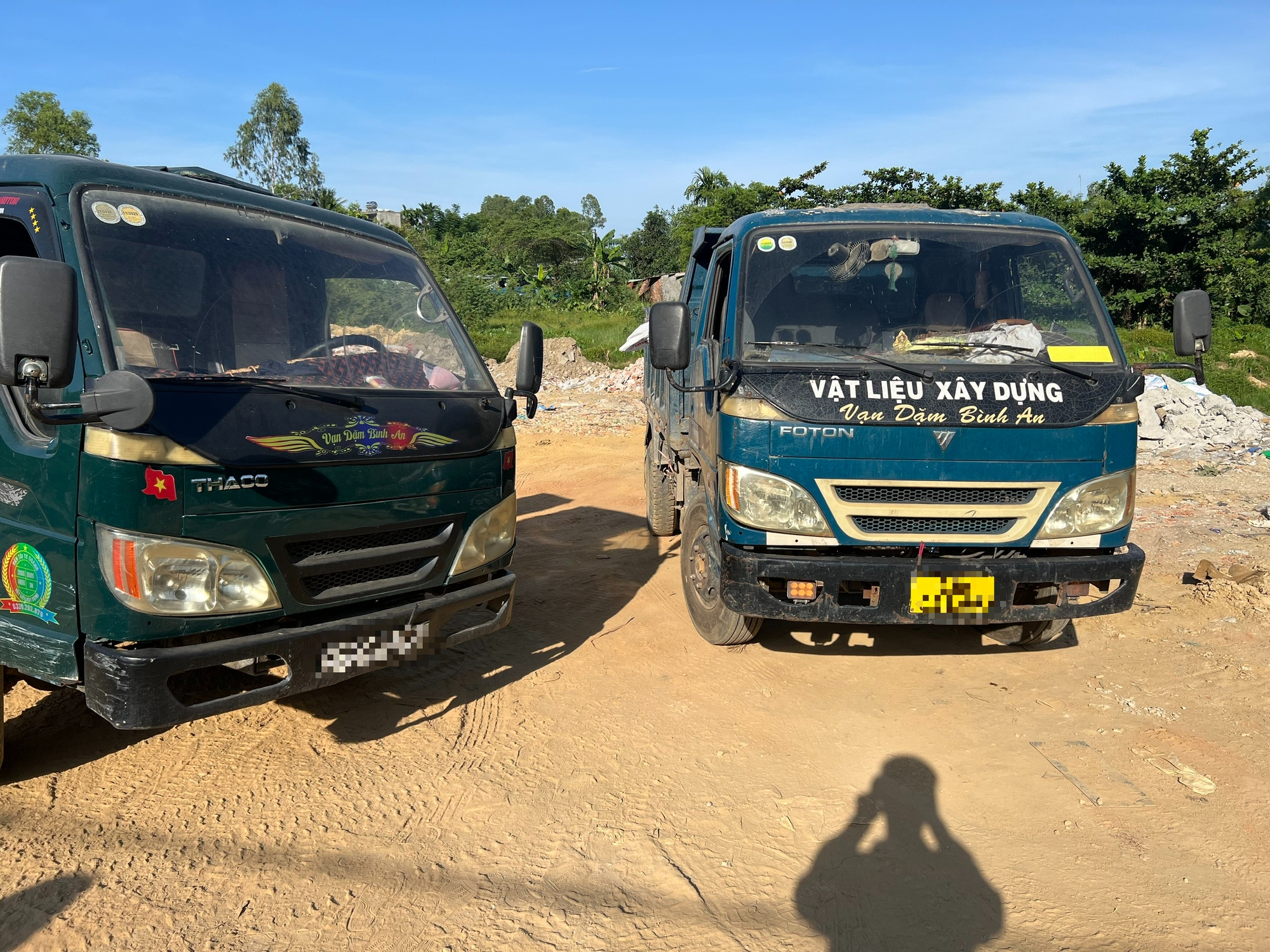 Đ&agrave; Nẵng xử phạt đổ trộm chất thải rắn , 4 t&agrave;i xế bị phạt nặng - Ảnh 1.