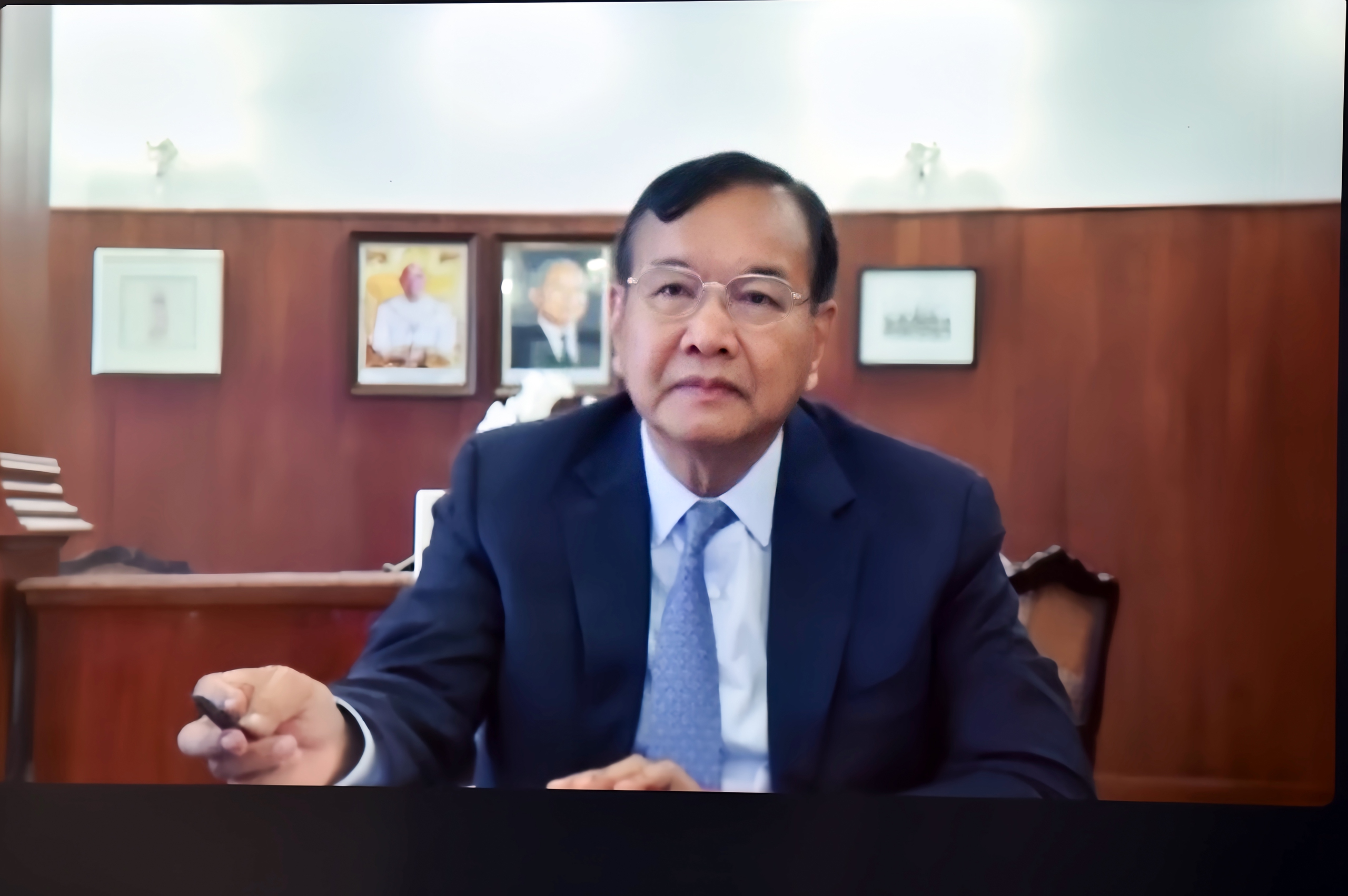 Quyền Bộ trưởng Ngọai giao L&ecirc; H&ograve;ai Trung tiếp Đại sứ Trung Quốc H&agrave; Vĩ tại H&agrave; Nội - Ảnh 5.