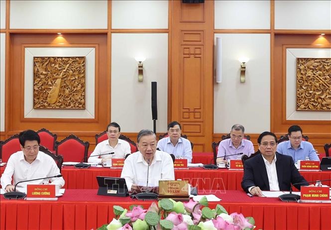 Bộ Ch&iacute;nh trị cho &yacute; kiến về phương &aacute;n nh&acirc;n sự tr&igrave;nh Đại hội Đảng bộ Quốc hội- Ảnh 2.