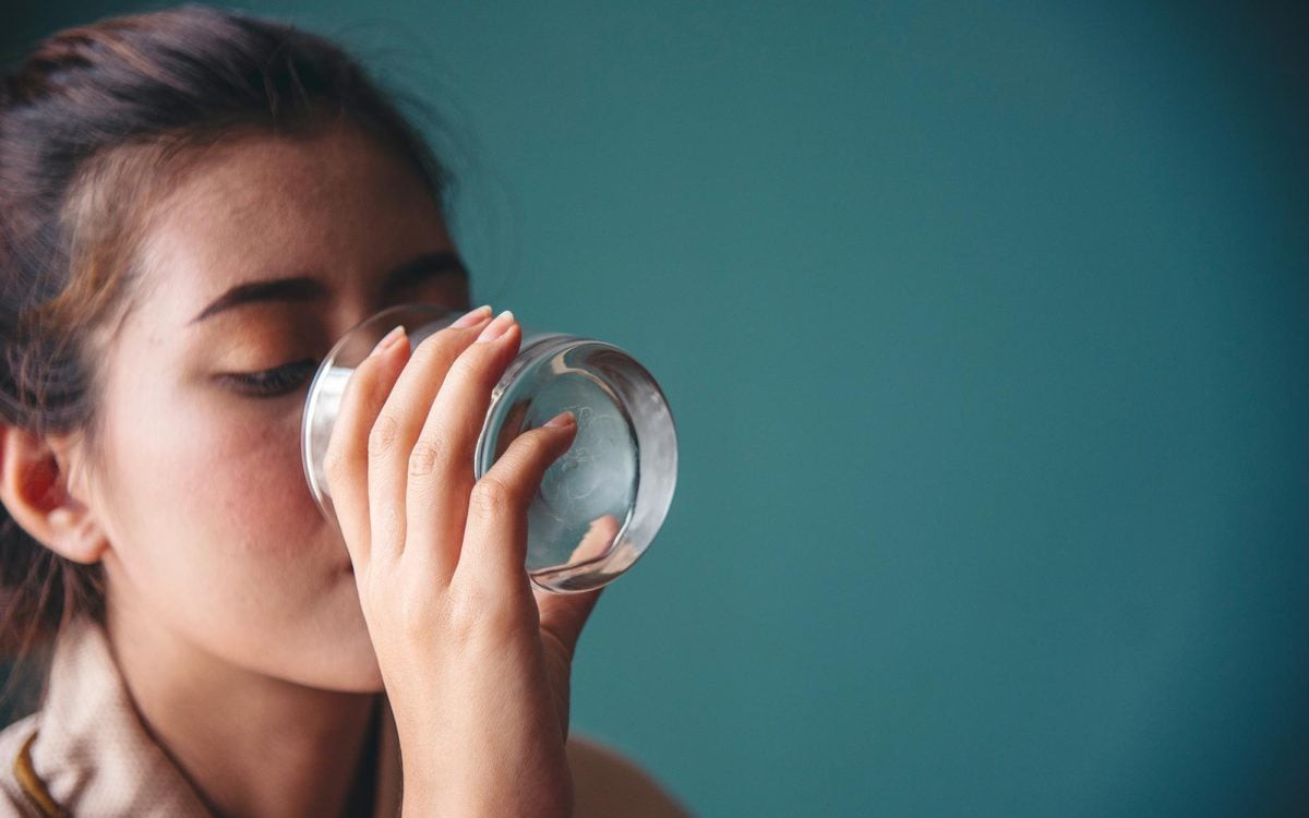 Điều gì xảy ra khi bạn chỉ uống 1,5 lít nước mỗi ngày?