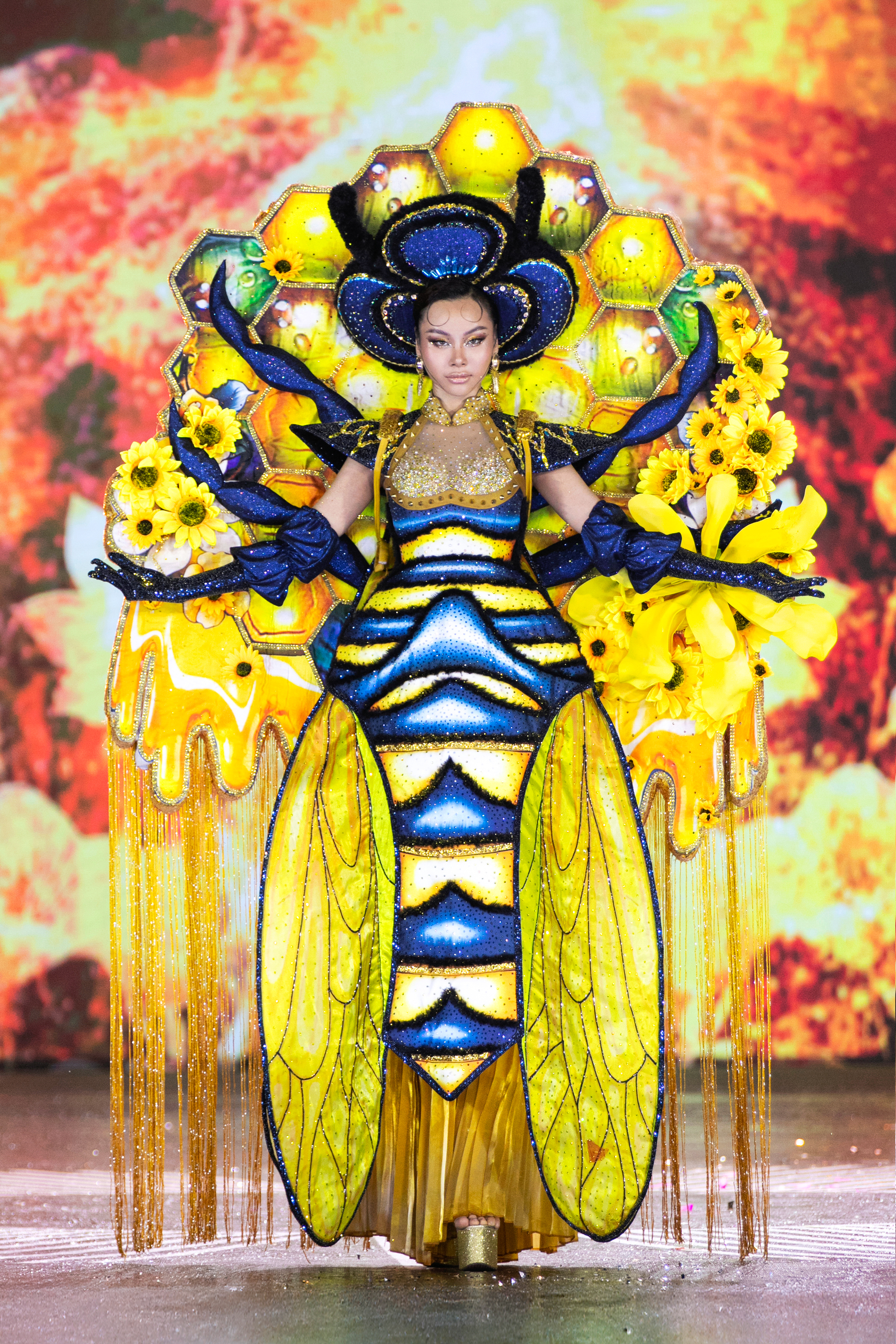 Cảnh tượng chưa từng c&oacute; ở Miss Grand VietNam

- Ảnh 21.