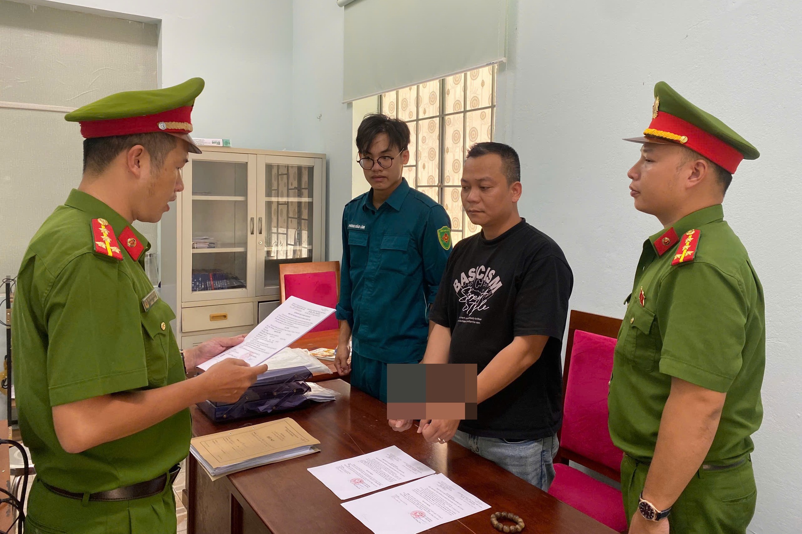 C&ocirc;ng an Đ&agrave; Nẵng bắt tạm giam 1 đối tượng để điều tra về h&agrave;nh vi cố &yacute; g&acirc;y thương t&iacute;ch- Ảnh 1.