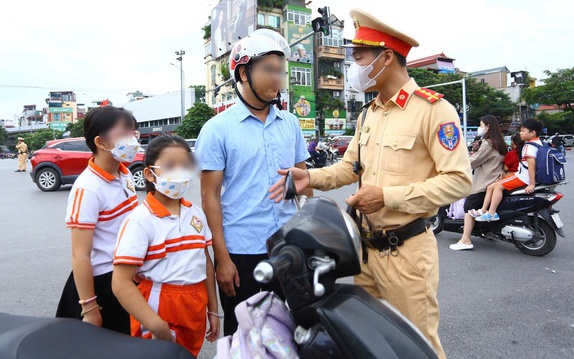 Gieo mầm &yacute; thức giao th&ocirc;ng - Ảnh 1.