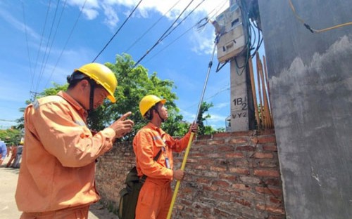 Cụ bà nhận hóa đơn tiền điện 12 triệu đồng/tháng, bất ngờ kết quả kiểm tra