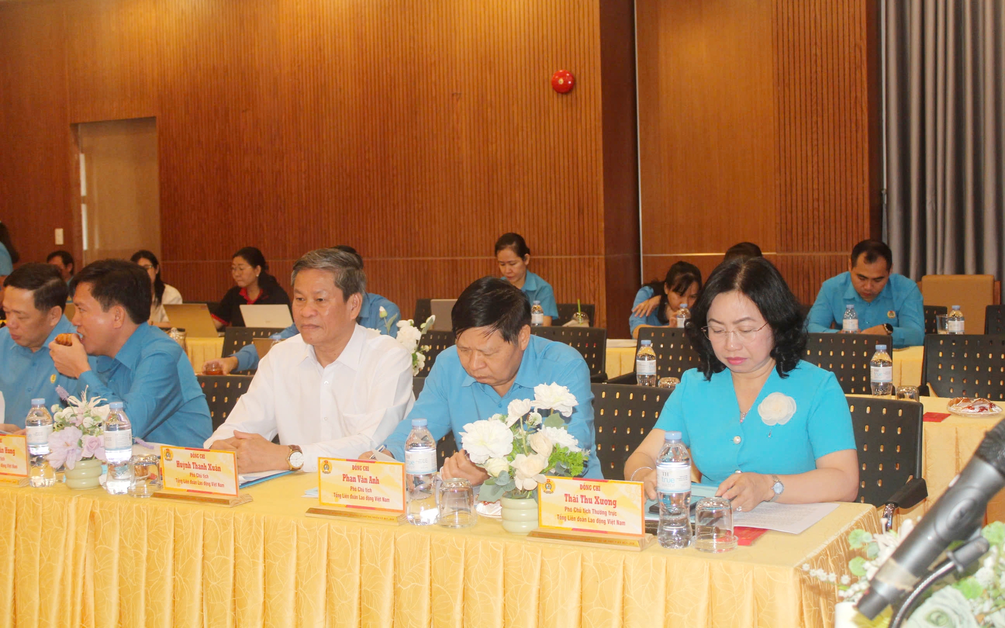 Gỡ vướng để hoạt động Công đoàn thông suốt