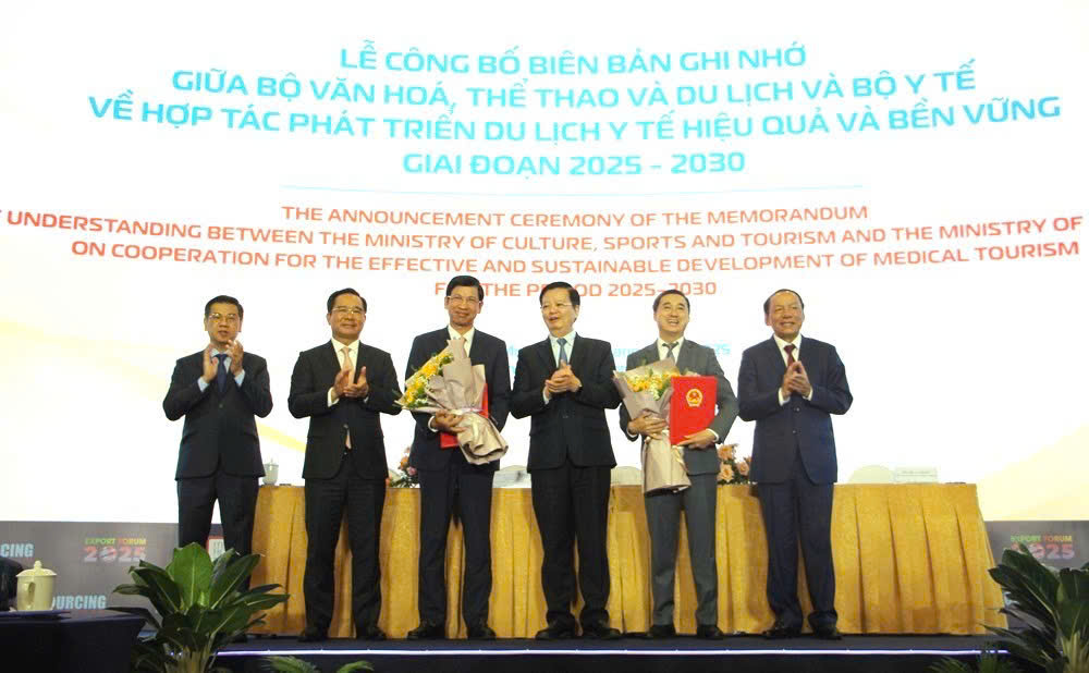 Hai bộ bắt tay x&acirc;y dựng Việt Nam th&agrave;nh điểm đến du lịch y tế- Ảnh 1.