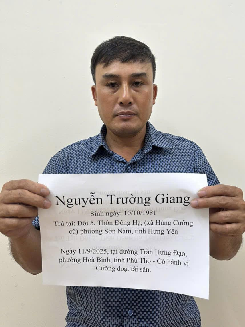 Người phụ nữ đi rửa b&aacute;t thu&ecirc; bị &ldquo;chặt ch&eacute;m&rdquo; 2,5 triệu đồng cho cuốc xe 70 km: Tạm giữ t&agrave;i xế- Ảnh 1.