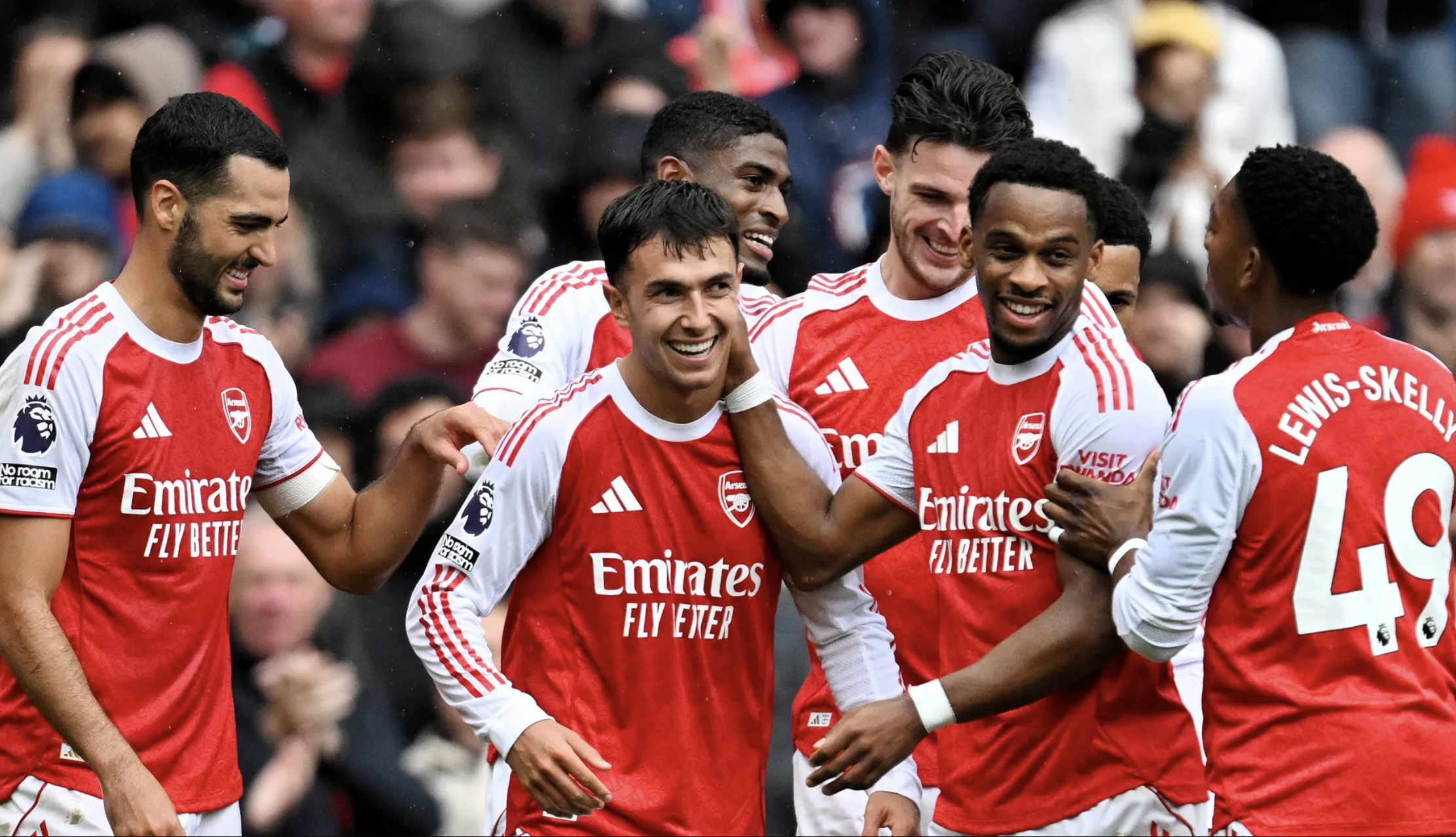 Tân binh tỏa sáng, Arsenal thắng đậm Nottingham Forest chiếm ngôi đầu Ngoại hạng - Ảnh 5.