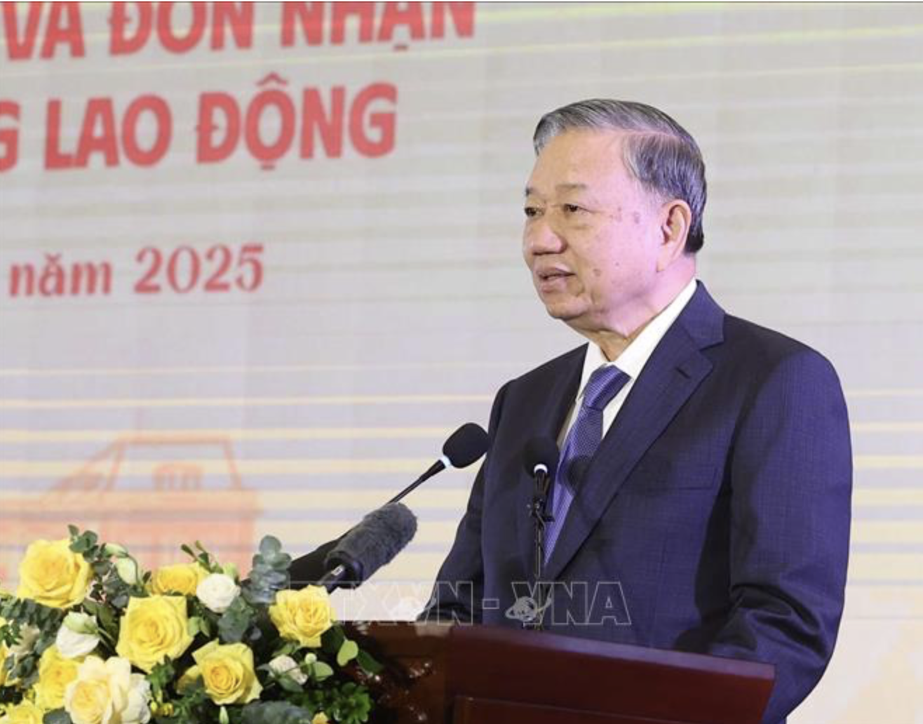 Tổng Bí thư Tô Lâm: Ngành Tòa án phải phấn đấu để mọi phán quyết đều "thấu tình, đạt lý"- Ảnh 1.