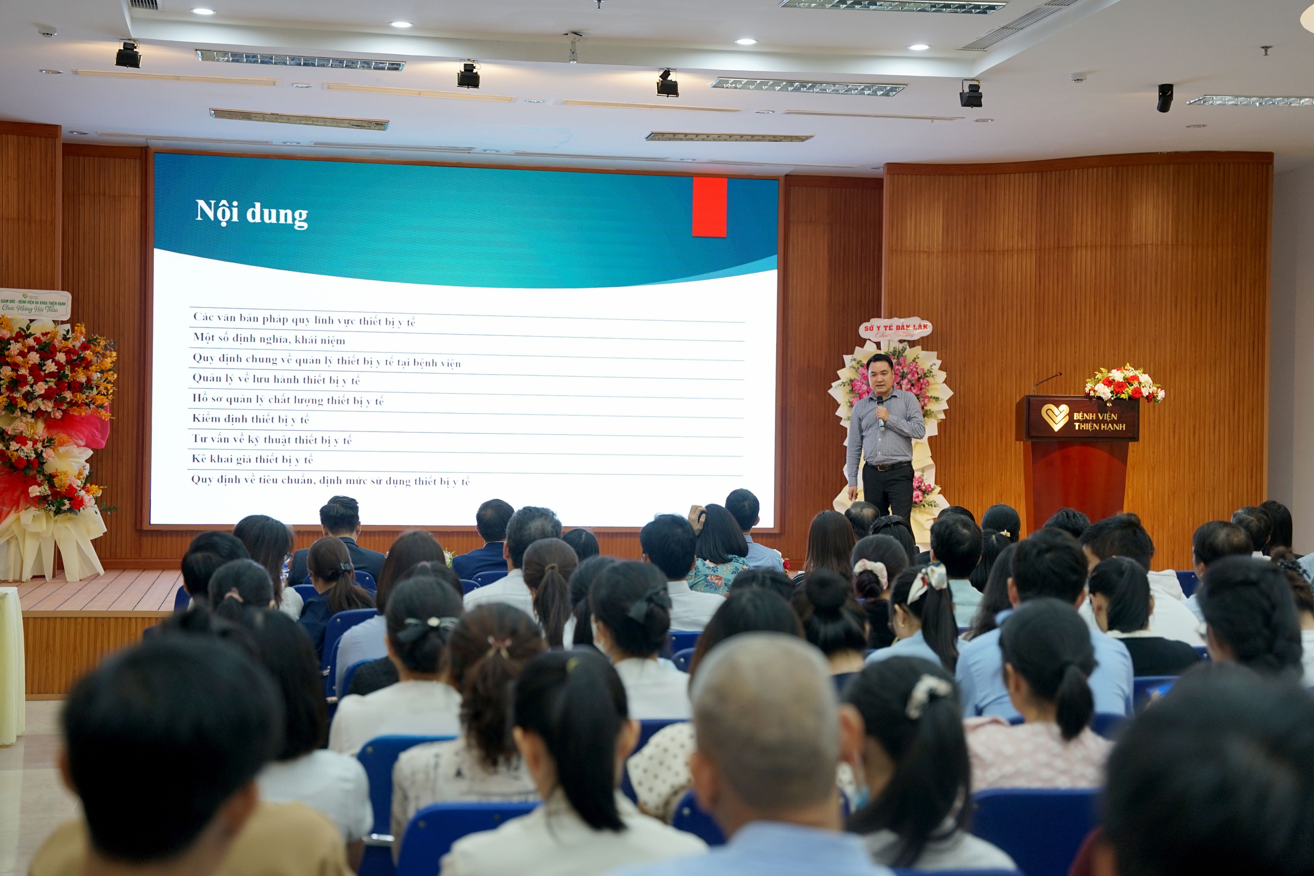Hơn 250 đại biểu tham dự hội thảo quản lý thiết bị y tế tại Đắk Lắk- Ảnh 4.