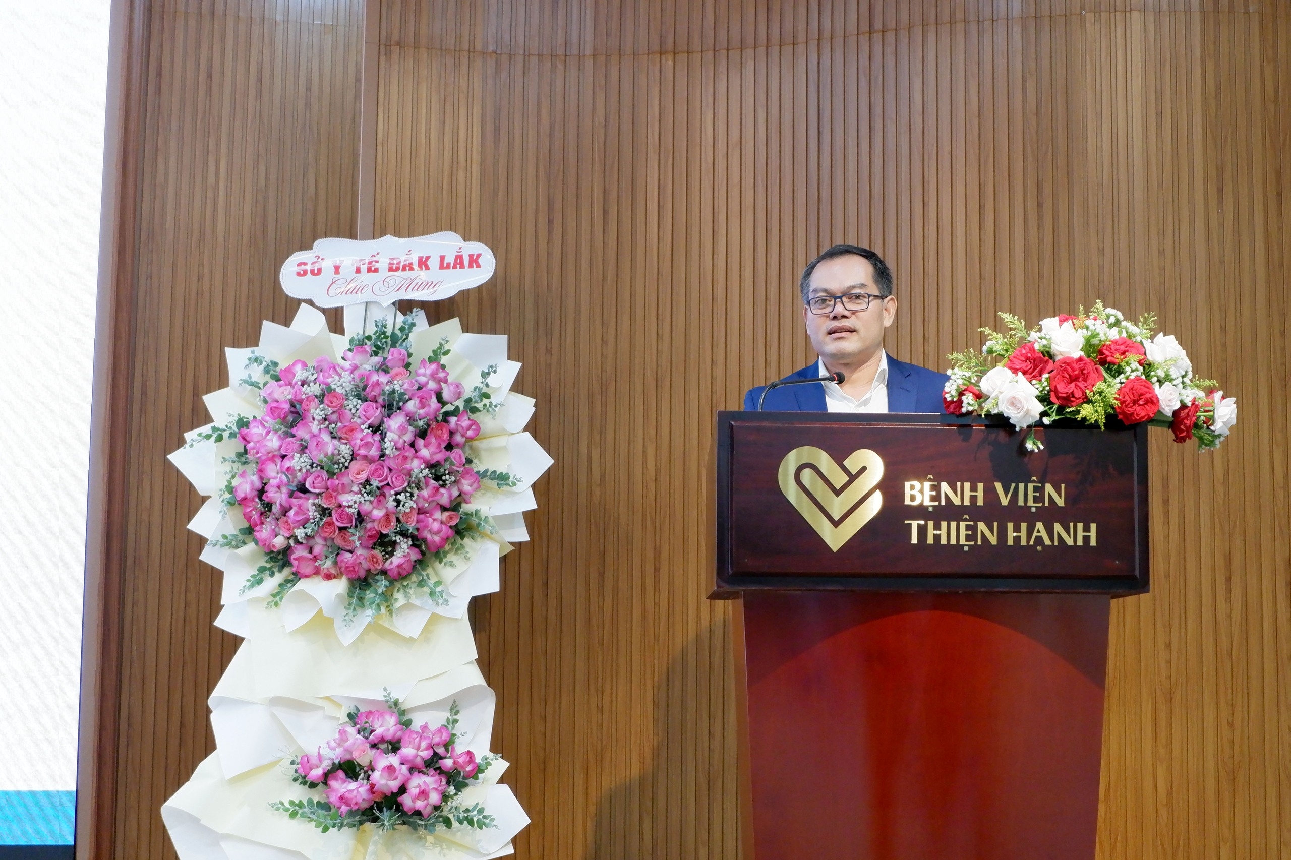 Hơn 250 đại biểu tham dự hội thảo quản lý thiết bị y tế tại Đắk Lắk- Ảnh 3.
