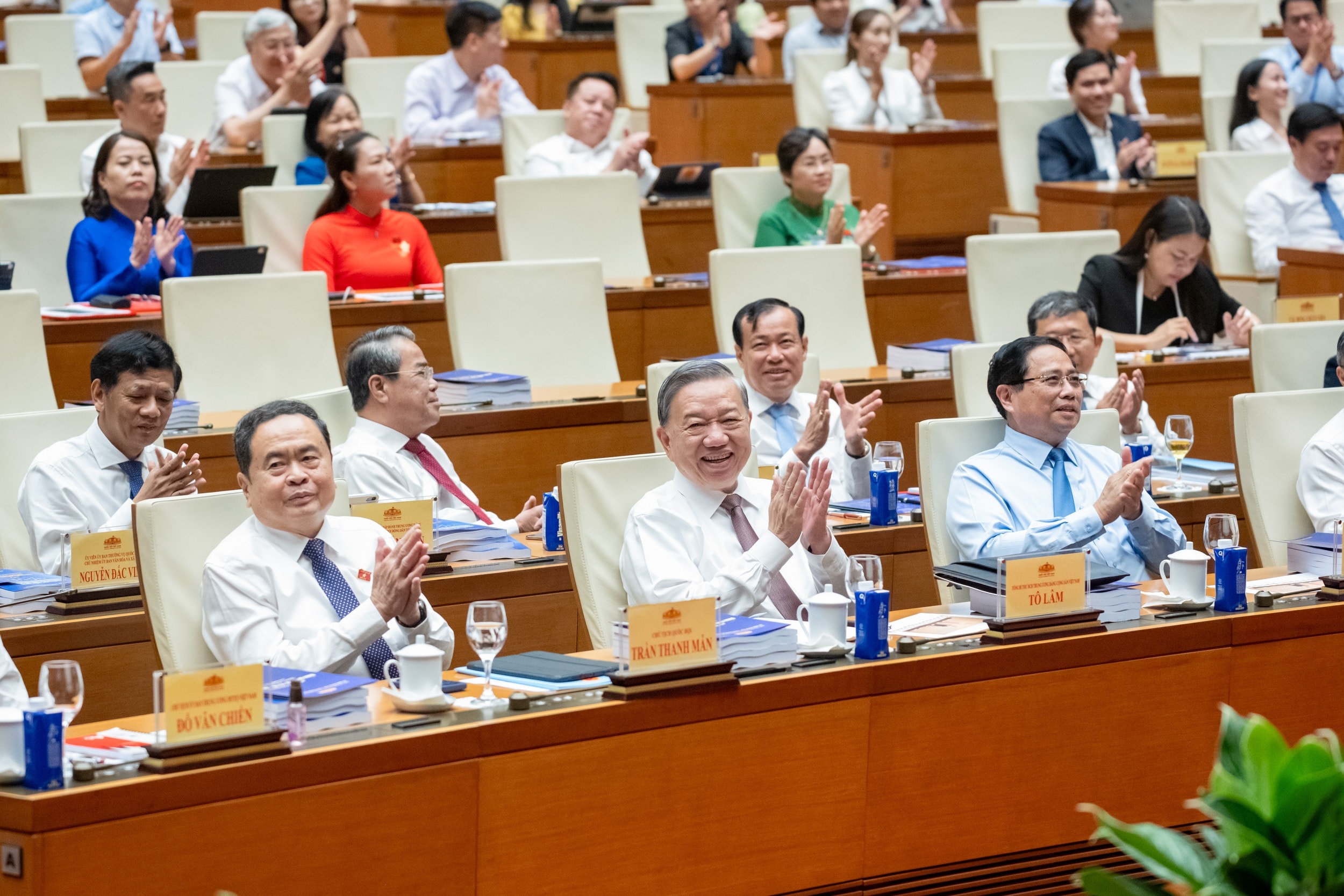 Tổng B&iacute; thư dự hội nghị chuy&ecirc;n đề B&igrave;nh d&acirc;n học vụ số - Quốc hội số- Ảnh 2.