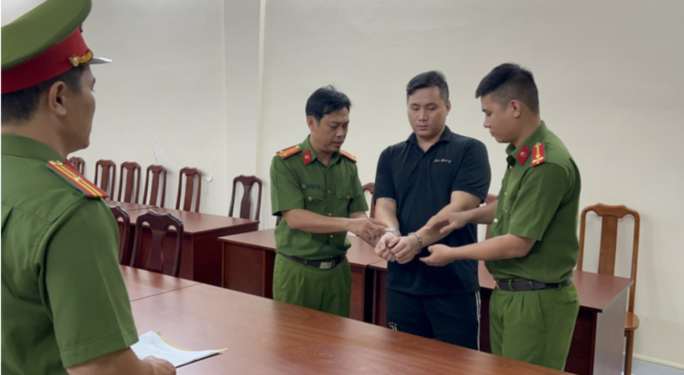 Công an TP HCM cảnh báo một chiêu lừa, ai biết được phải tố giác ngay- Ảnh 1.