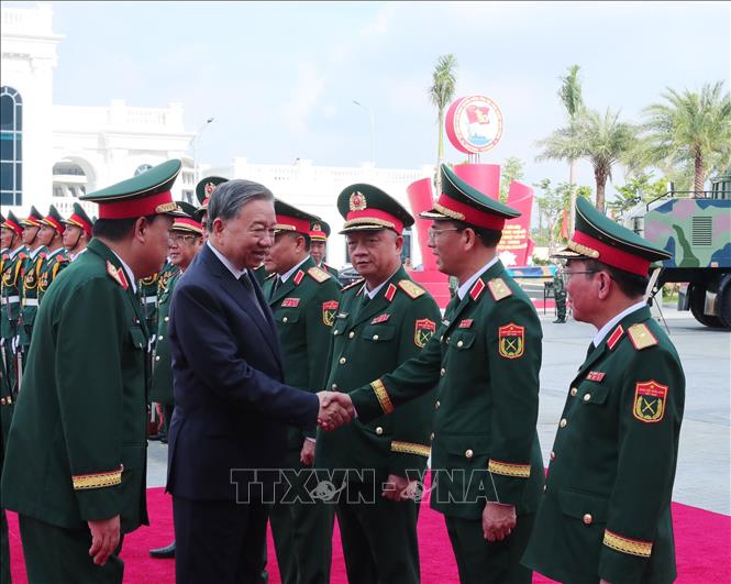 Tổng B&iacute; thư T&ocirc; L&acirc;m Tham dự lễ kỷ niệm 80 năm Tổng cục C&ocirc;ng nghiệp Quốc ph&ograve;ng - Ảnh 2.