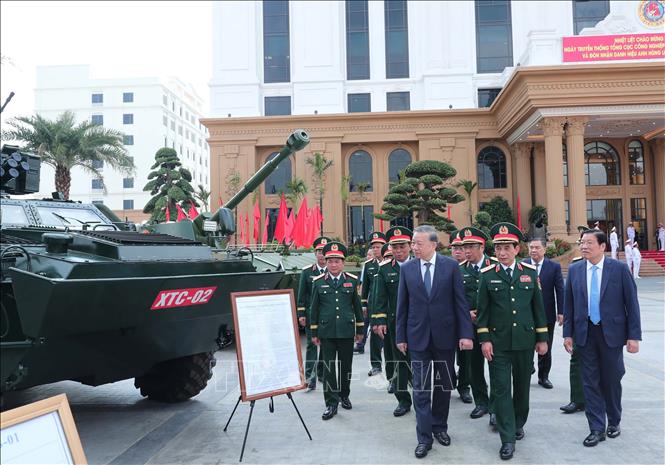 Tổng B&iacute; thư T&ocirc; L&acirc;m Tham dự lễ kỷ niệm 80 năm Tổng cục C&ocirc;ng nghiệp Quốc ph&ograve;ng - Ảnh 6.