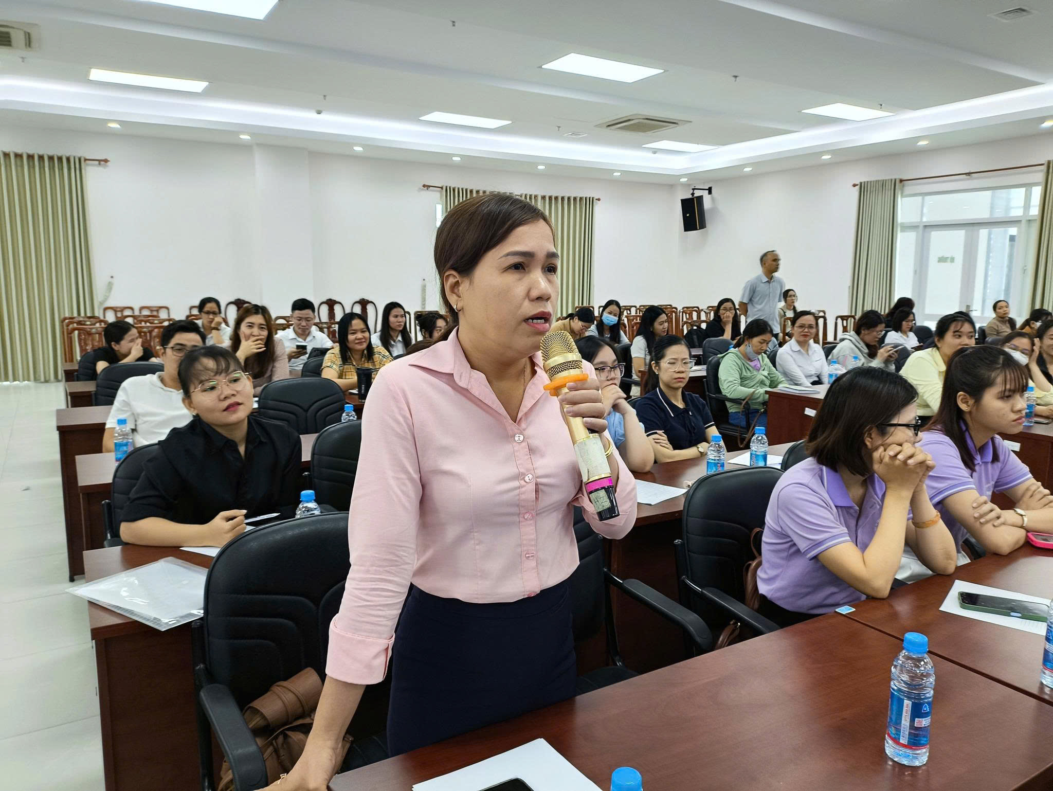Đủ chi&ecirc;u tr&ograve; trốn đ&oacute;ng bảo hiểm- Ảnh 1.
