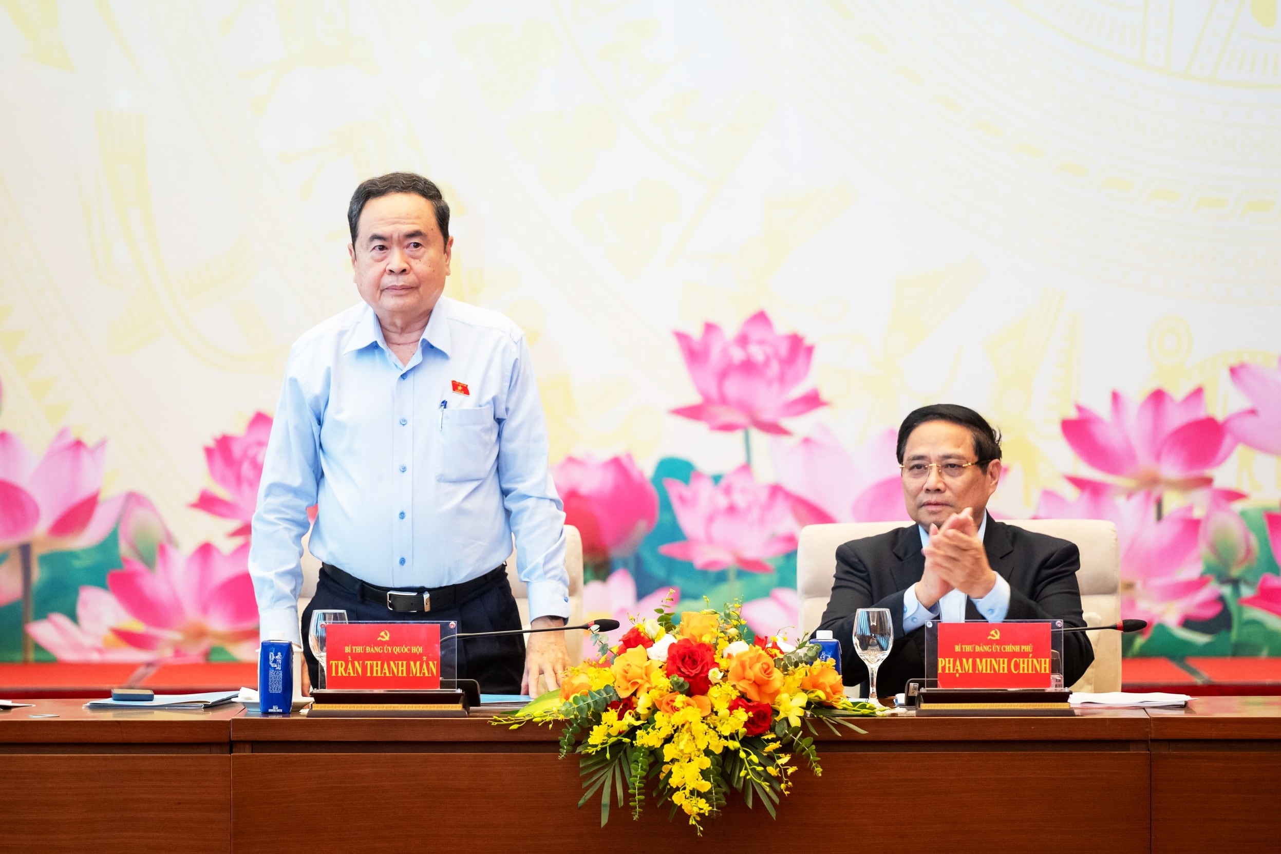 Thủ tướng và Chủ tịch Quốc hội chủ trì Hội nghị chuẩn bị Kỳ họp thứ 10 - Ảnh 1.