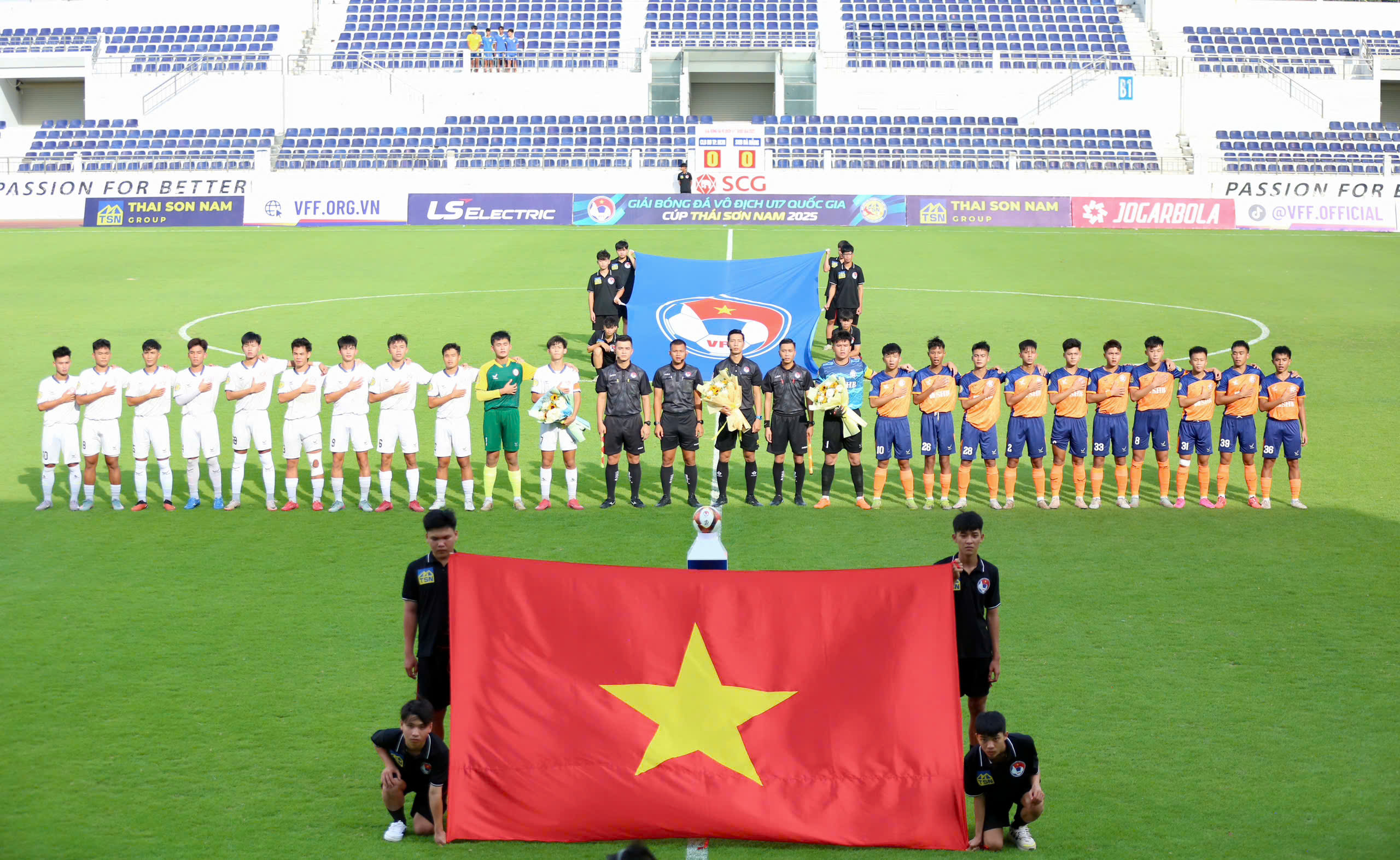 U17 VĐQG: CLB b&oacute;ng đ&aacute; TP HCM gi&agrave;nh 3 điểm trong ng&agrave;y ra qu&acirc;n - Ảnh 1.