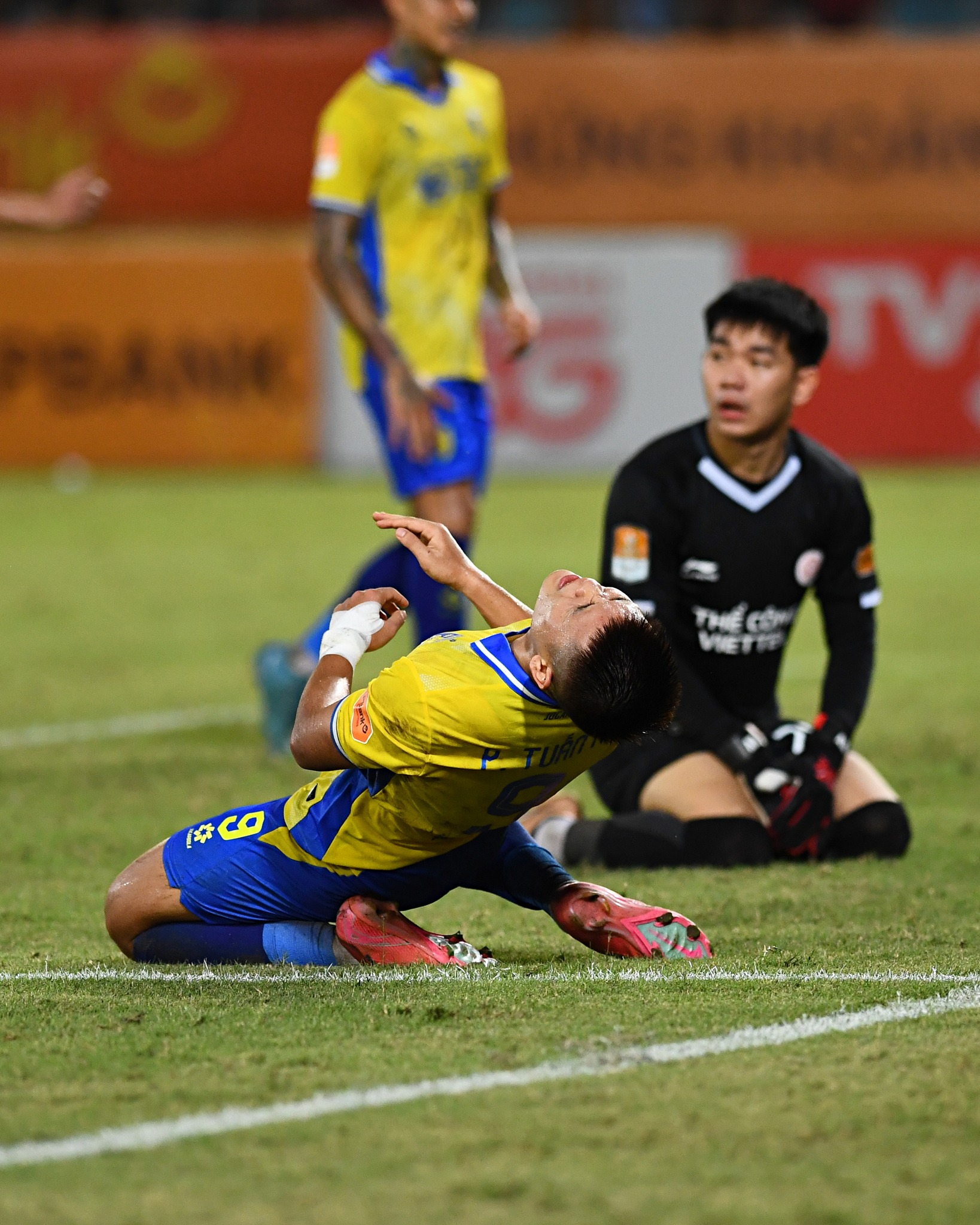 CLB Hà Nội "trảm tướng" sau 3 vòng đấu tại V-League 2025-2026 - Ảnh 3.