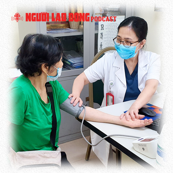 Bộ trưởng Bộ Y tế thông tin về lộ trình miễn viện phí