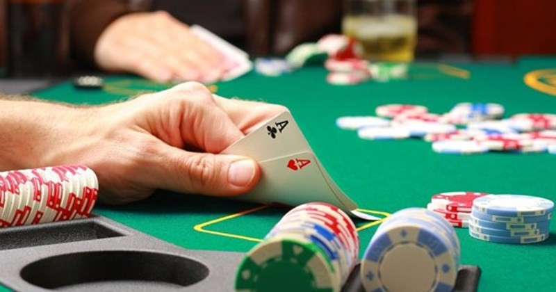 Đề nghị c&ocirc;ng an tăng cường gi&aacute;m s&aacute;t hoạt động của Dragon Poker tại Kh&aacute;ch sạn Grand Plaza- Ảnh 1.