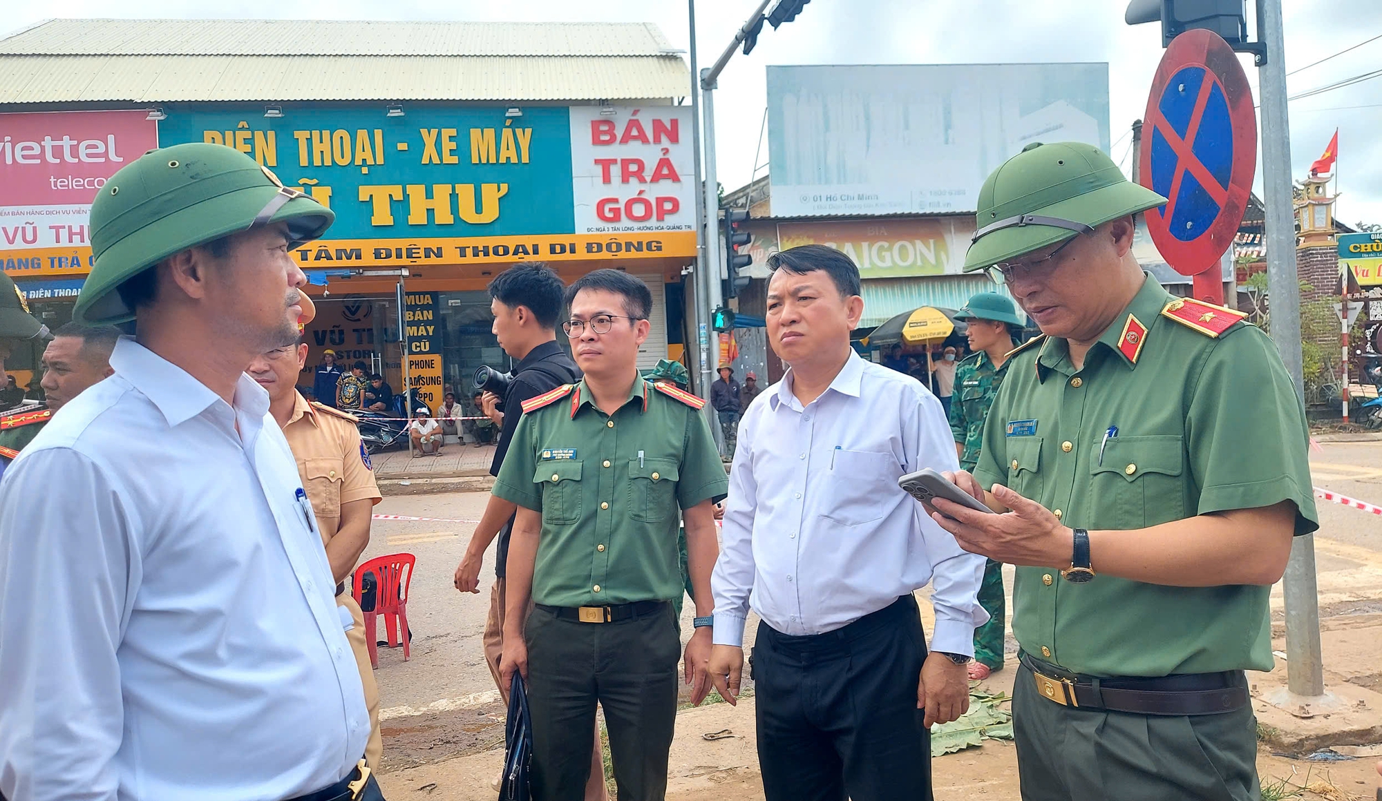 Vụ xe tải lao v&agrave;o chợ: L&yacute; do chưa x&acirc;y chợ chuối "xo&aacute;" điểm n&oacute;ng giao th&ocirc;ng? - Ảnh 2.
