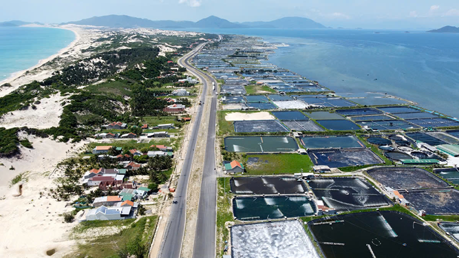 Kh&aacute;nh H&ograve;a tạo đ&agrave; cất c&aacute;nh - Ảnh 1.