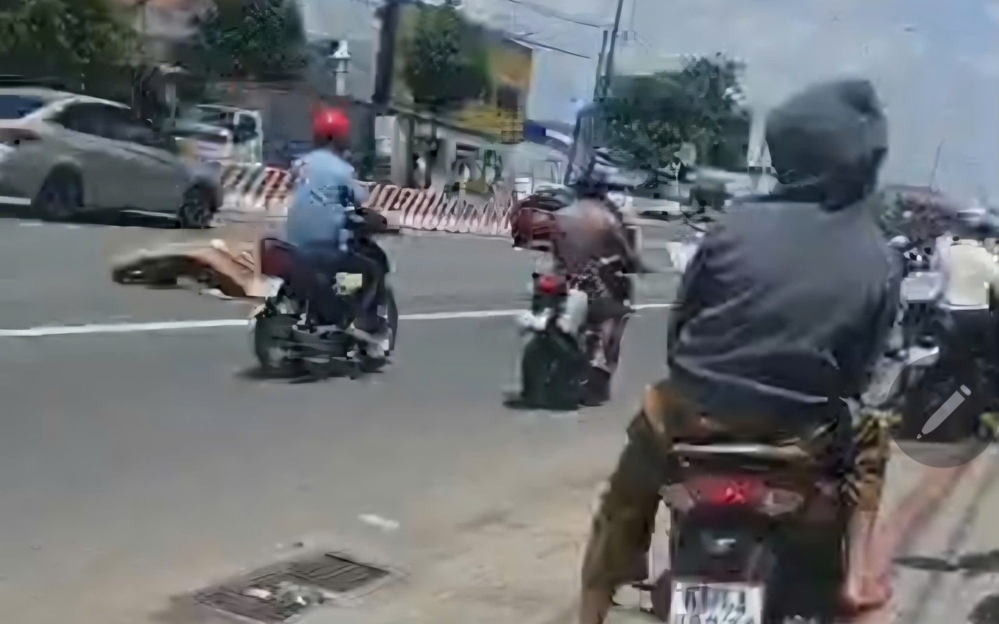 Thương tâm nam học sinh lớp 11 gặp tai nạn không qua khỏi trên Quốc lộ 13
