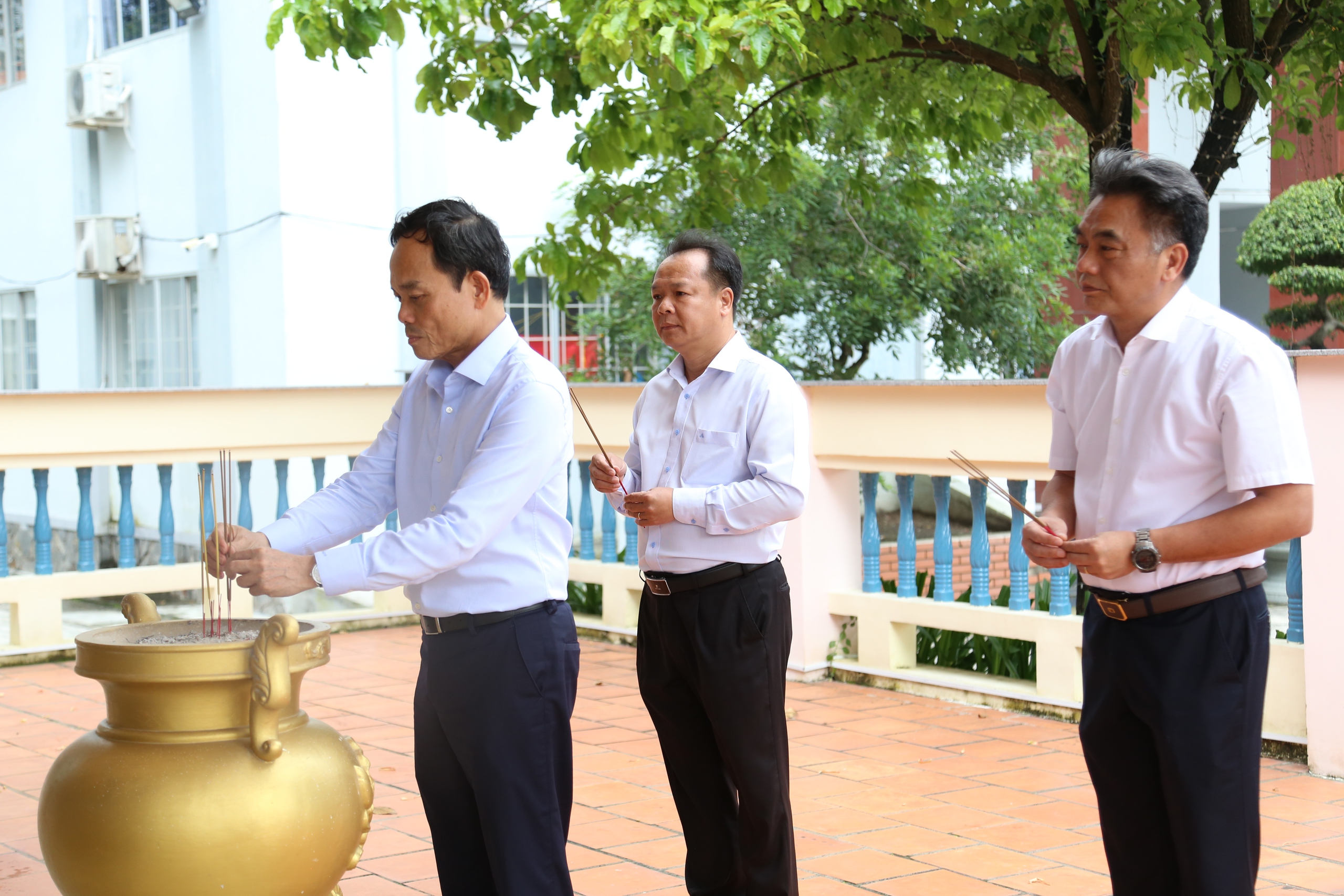Bí thư Thành ủy TP HCM Trần Lưu Quang khảo sát Trung tâm Phục vụ hành chính công bình Dương - Ảnh 1.
