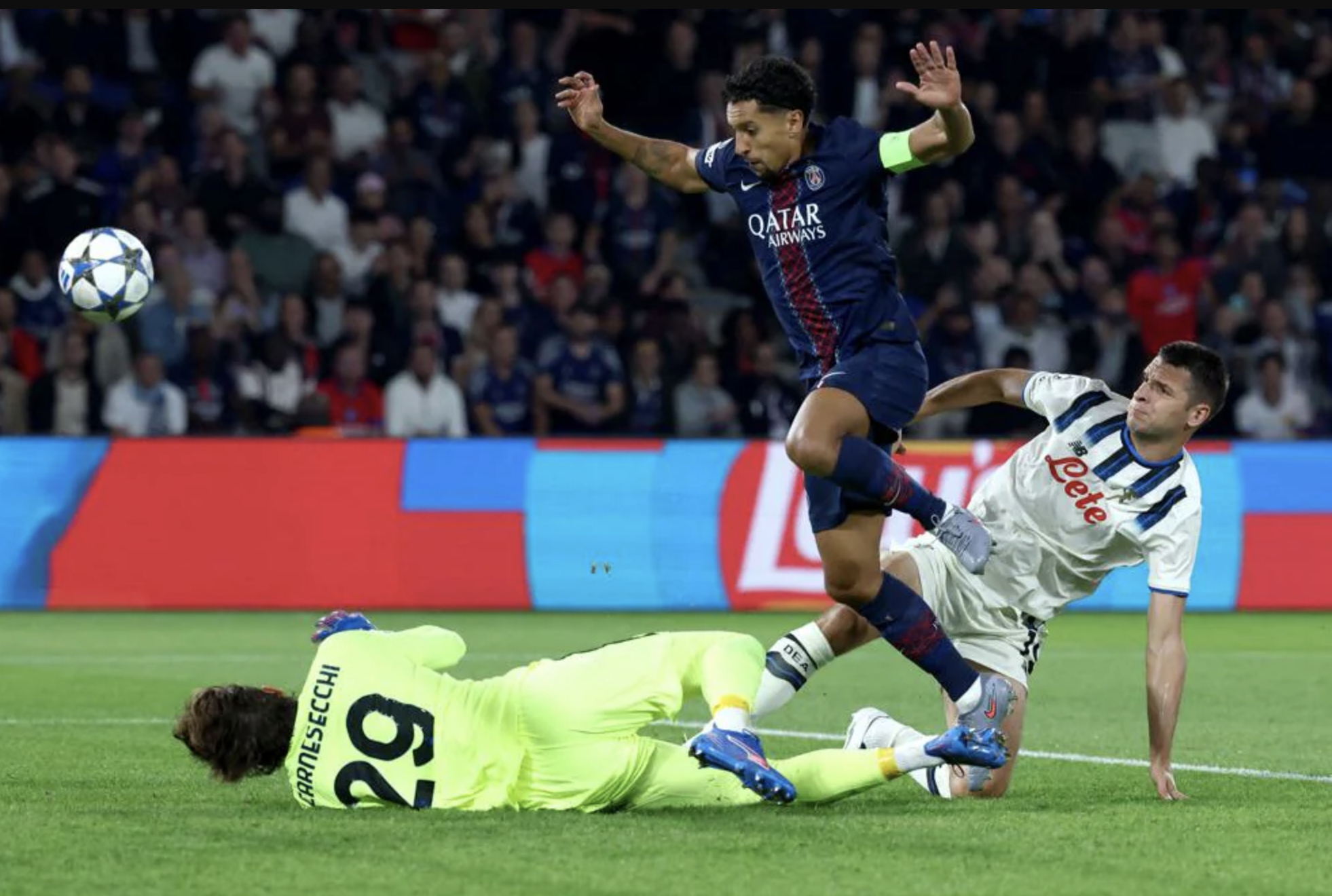 Đương kim v&ocirc; địch PSG đại thắng ng&agrave;y ra qu&acirc;n Champions League- Ảnh 2.