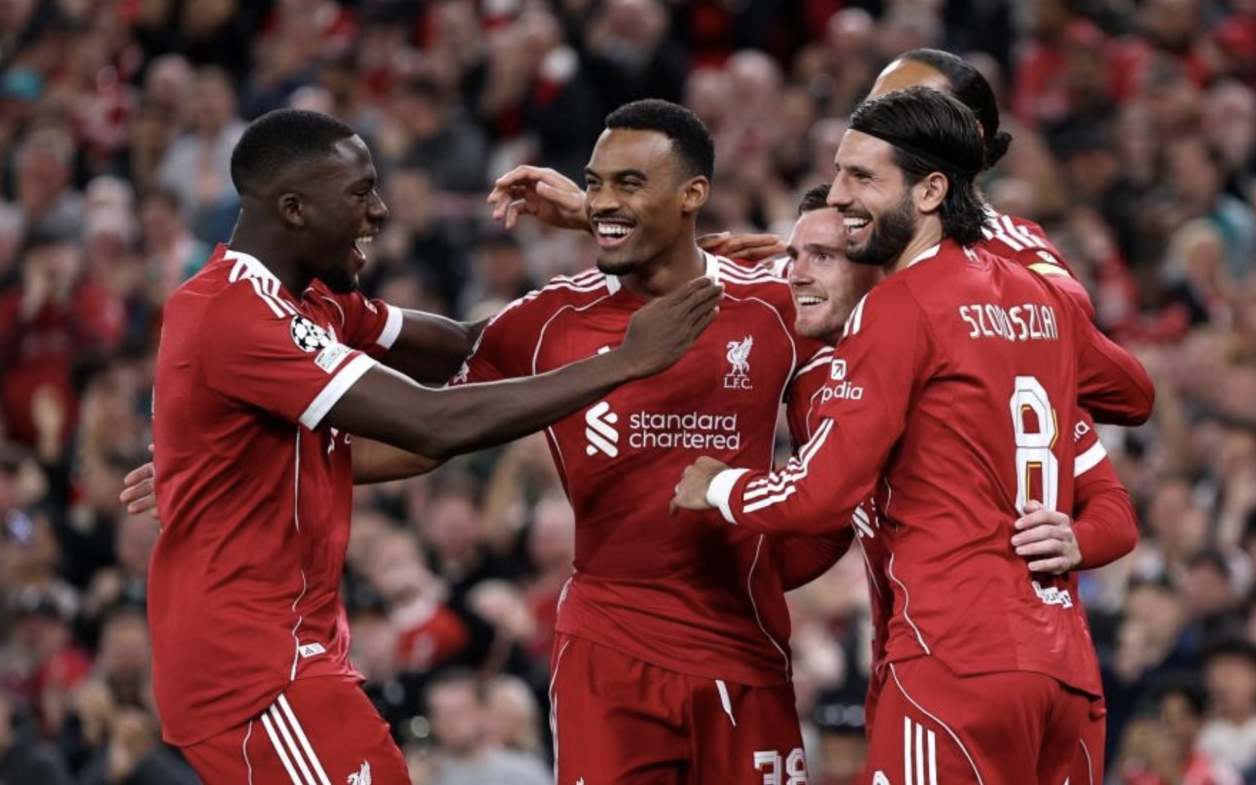 Nghẹt thở b&agrave;n quyết định ph&uacute;t 90+2, Liverpool tho&aacute;t hiểm tại s&acirc;n nh&agrave; Anfield - Ảnh 6.