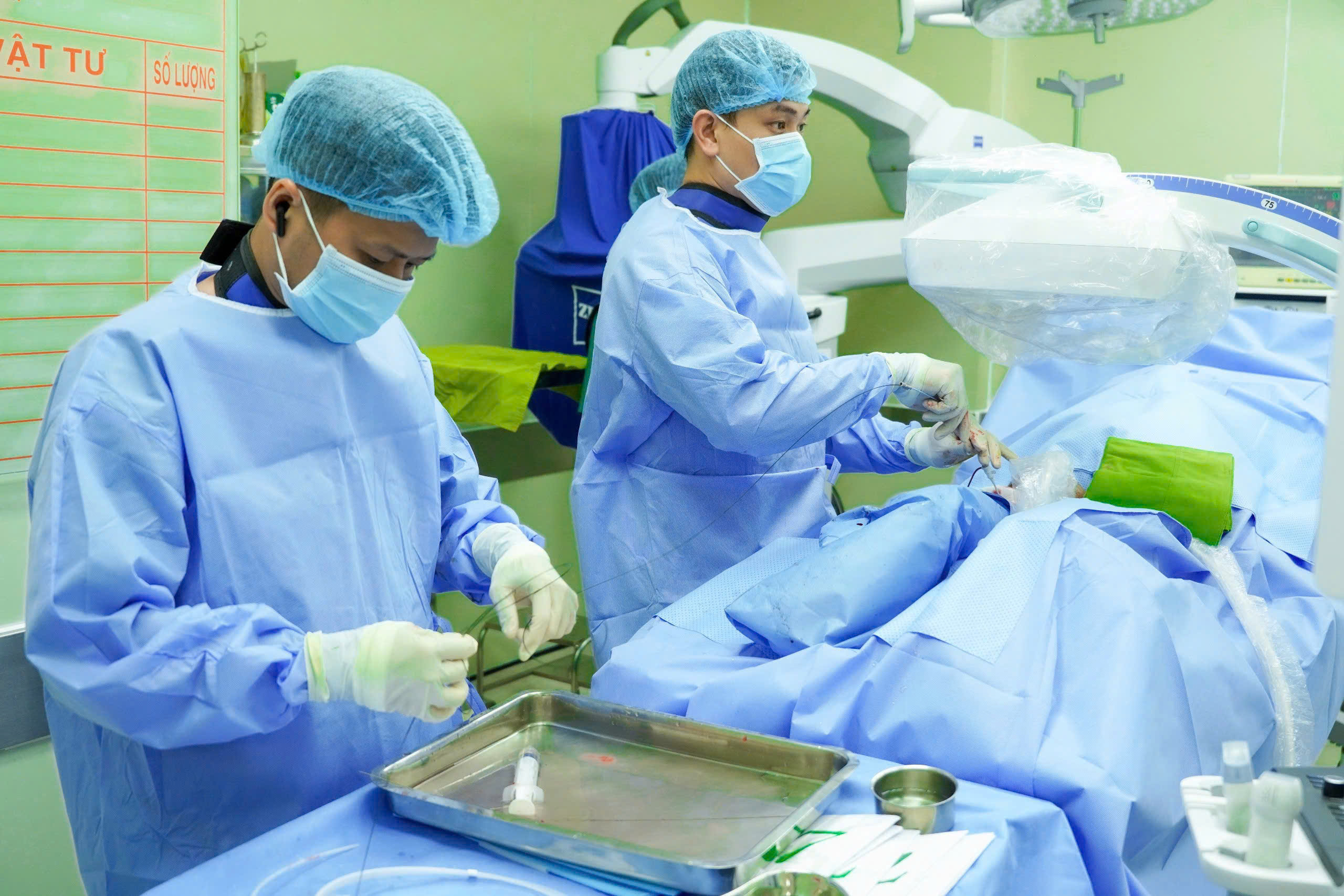 Huyết &aacute;p tăng kh&ocirc;ng r&otilde; l&yacute; do, coi chừng bị bệnh thận - Ảnh 1.