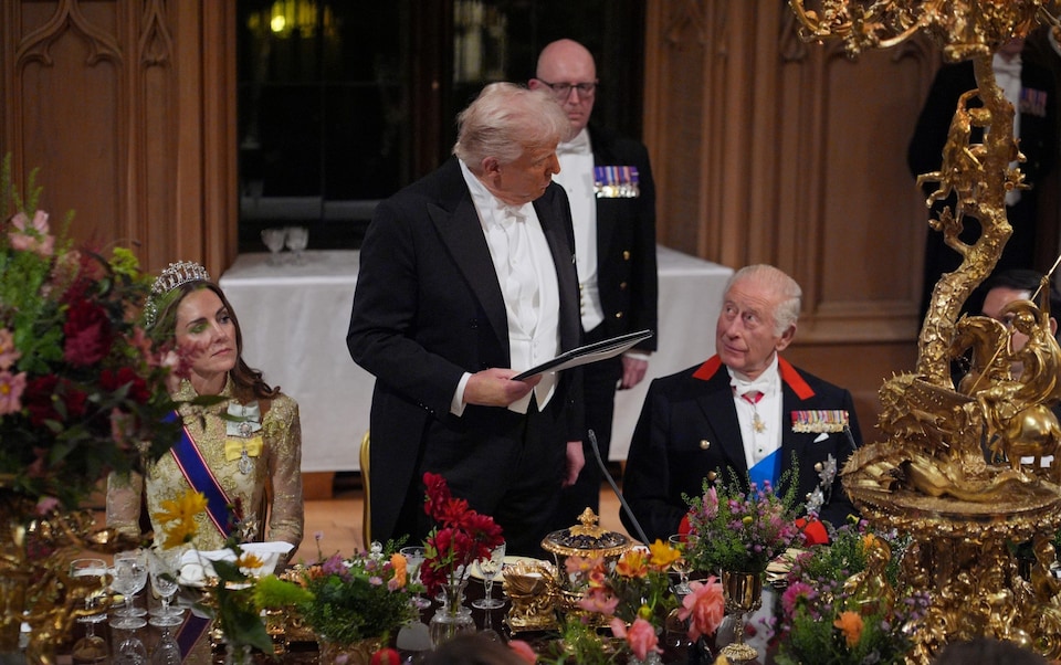 &Ocirc;ng Donald Trump khiến kh&aacute;ch mời tham dự quốc yến tại l&acirc;u đ&agrave;i Windsor bật cười- Ảnh 5.