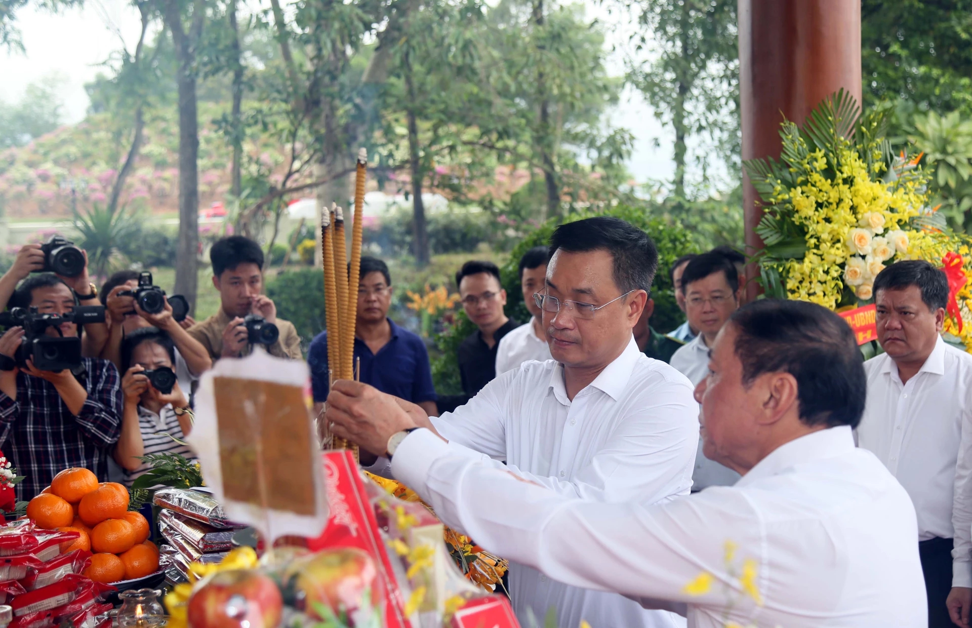 Kh&aacute;nh th&agrave;nh Khu tưởng niệm 16 thanh ni&ecirc;n xung phong tại Bến ph&agrave; Long Đại - Ảnh 4.