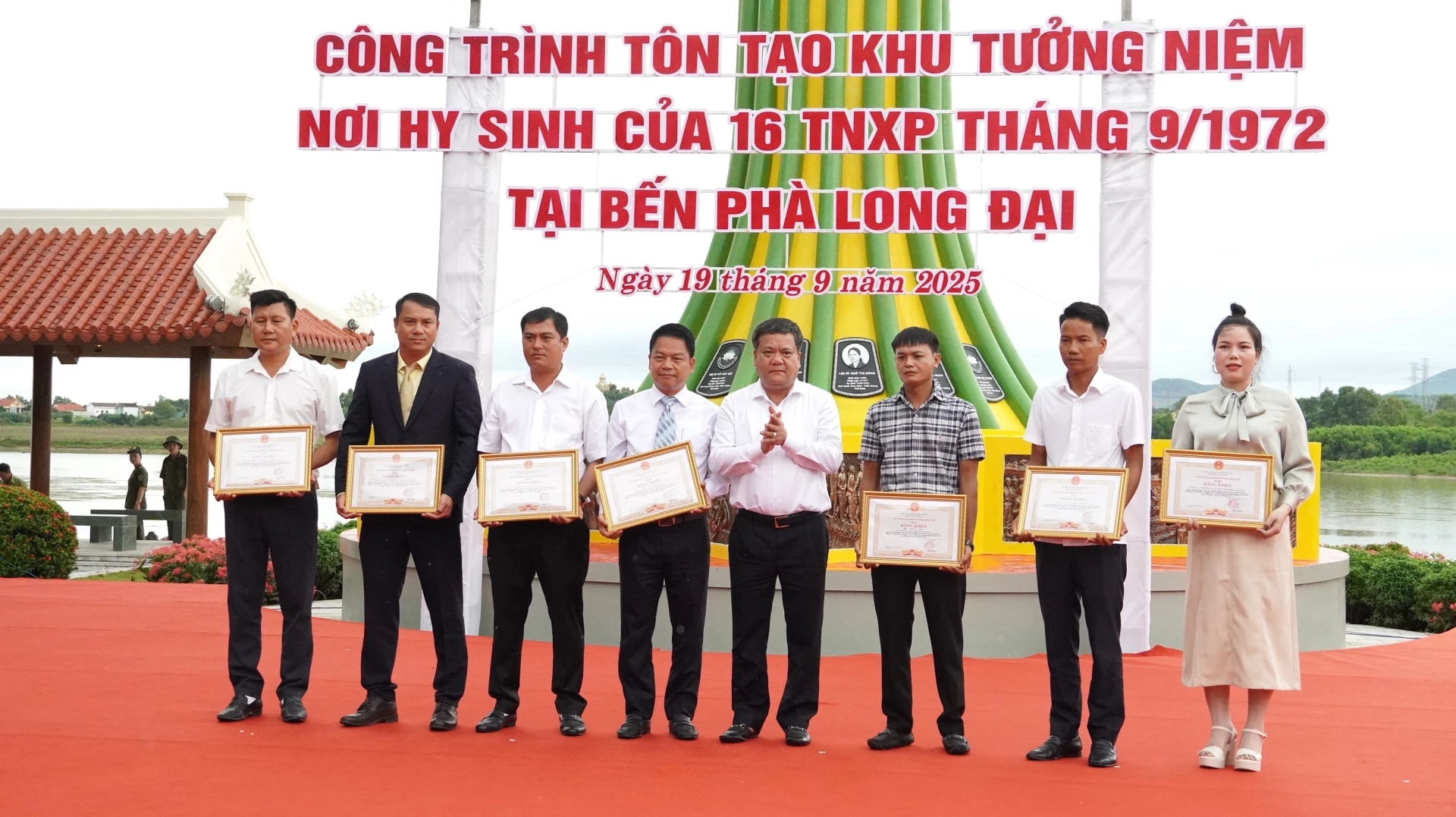 Kh&aacute;nh th&agrave;nh Khu tưởng niệm 16 thanh ni&ecirc;n xung phong tại Bến ph&agrave; Long Đại - Ảnh 5.