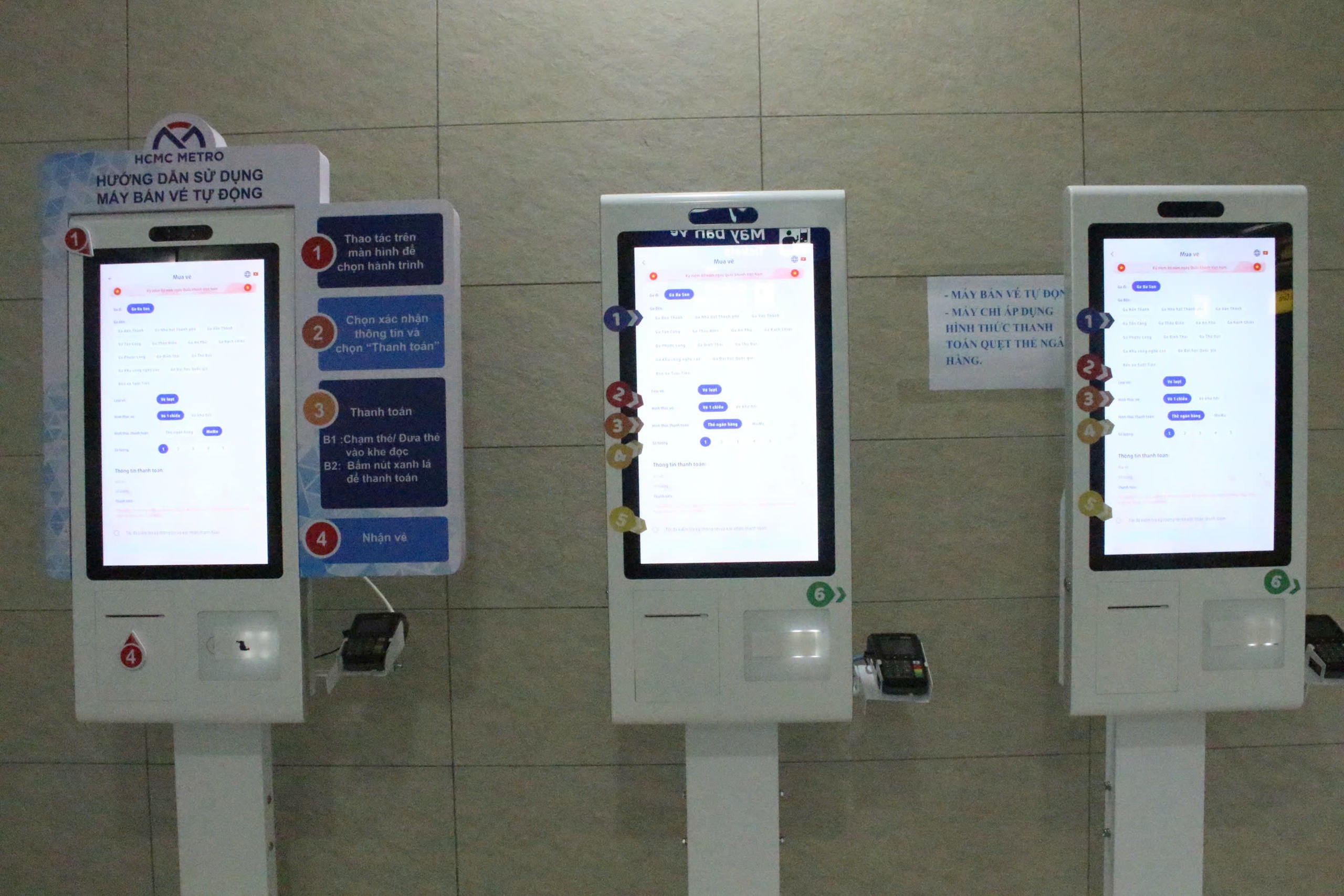 Thuận tiện hơn khi metro th&iacute; điểm bỏ v&eacute; giấy- Ảnh 3.