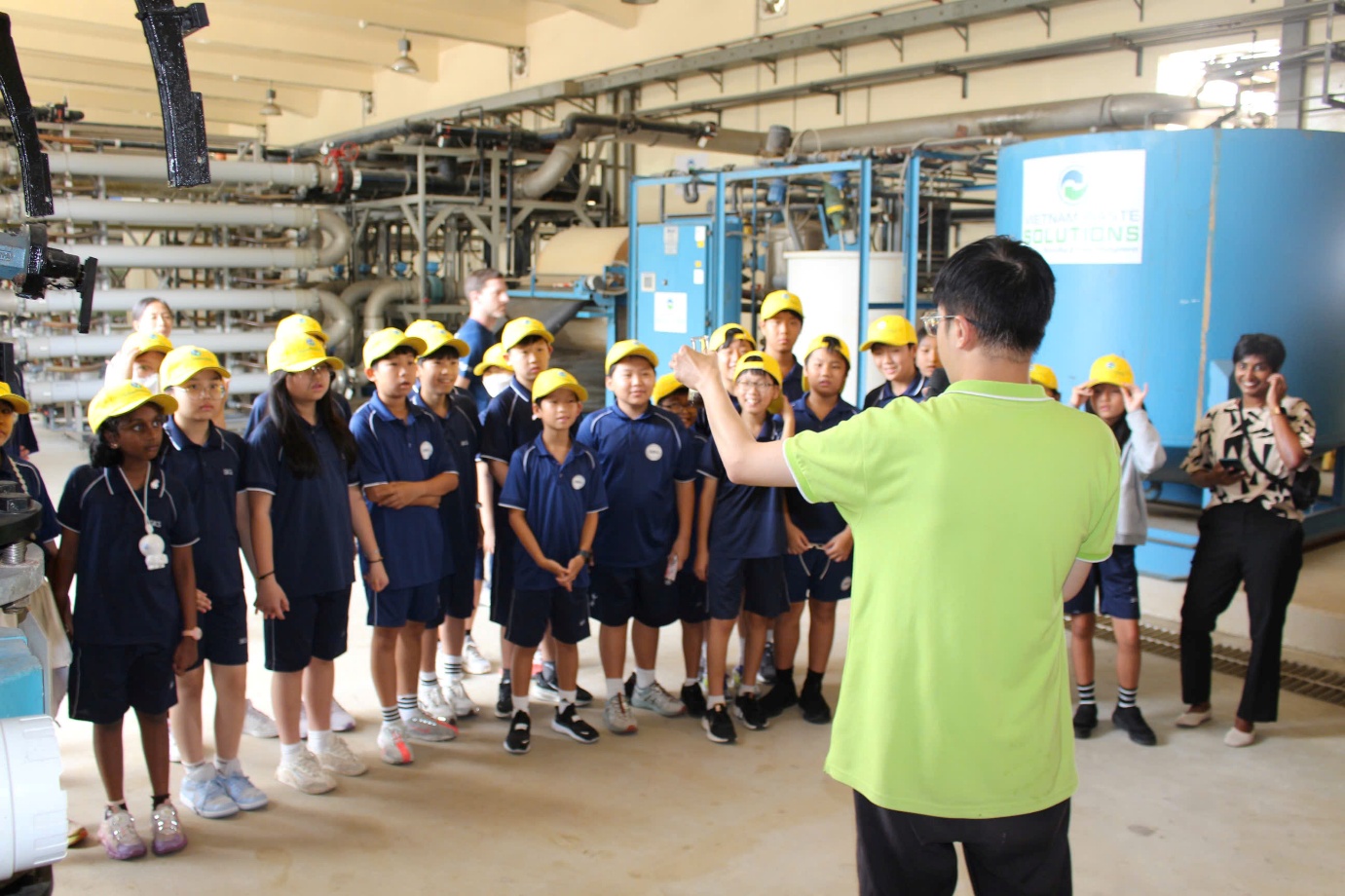 Học sinh Trường Quốc tế SIKS tham quan c&ocirc;ng nghệ xử l&yacute; chất thải tại VWS- Ảnh 3.