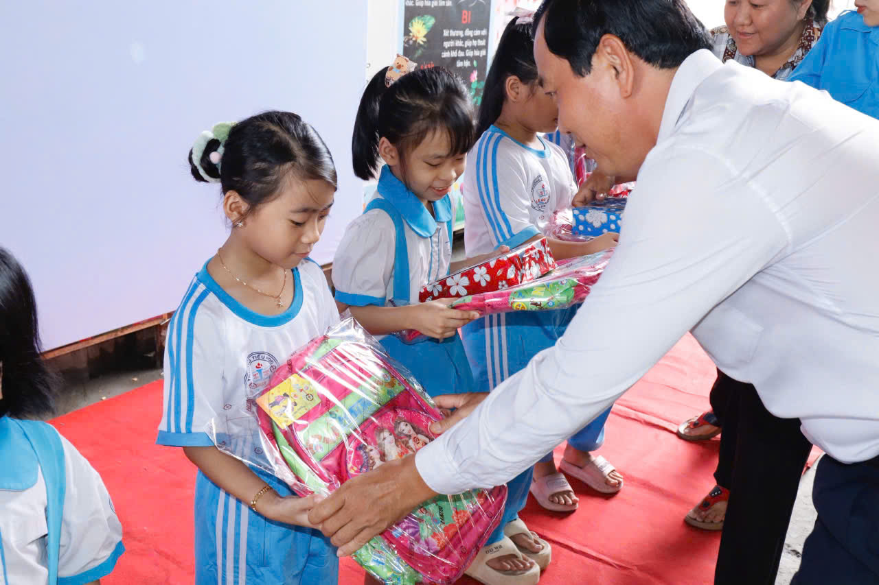 Hội Doanh nh&acirc;n S&agrave;i G&ograve;n ra mắt Chi hội B&igrave;nh T&acirc;n: Gắn kết v&agrave; chia sẻ cộng đồng- Ảnh 1.